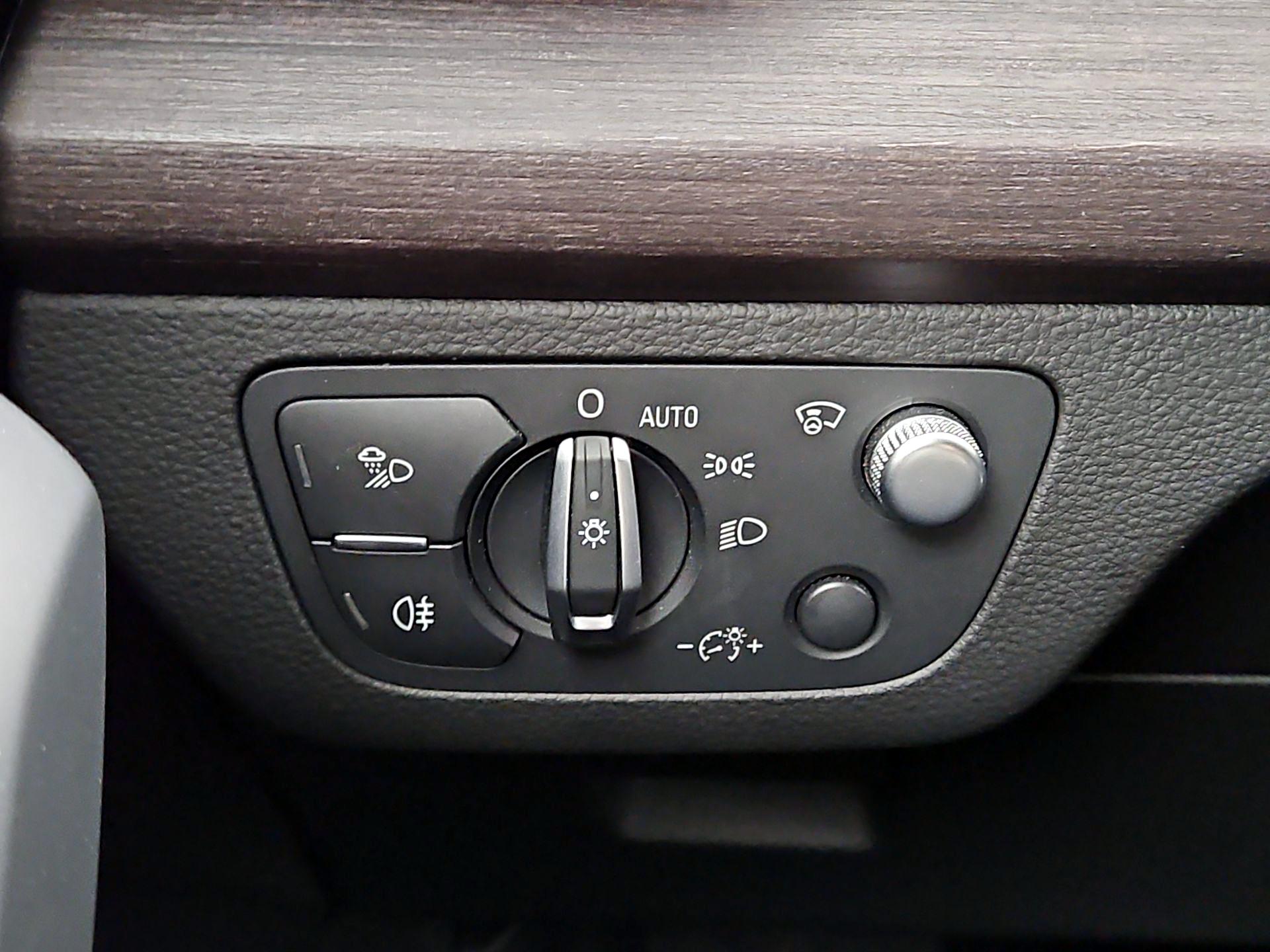 Thumbnail: 2021 Audi Q5 - 13