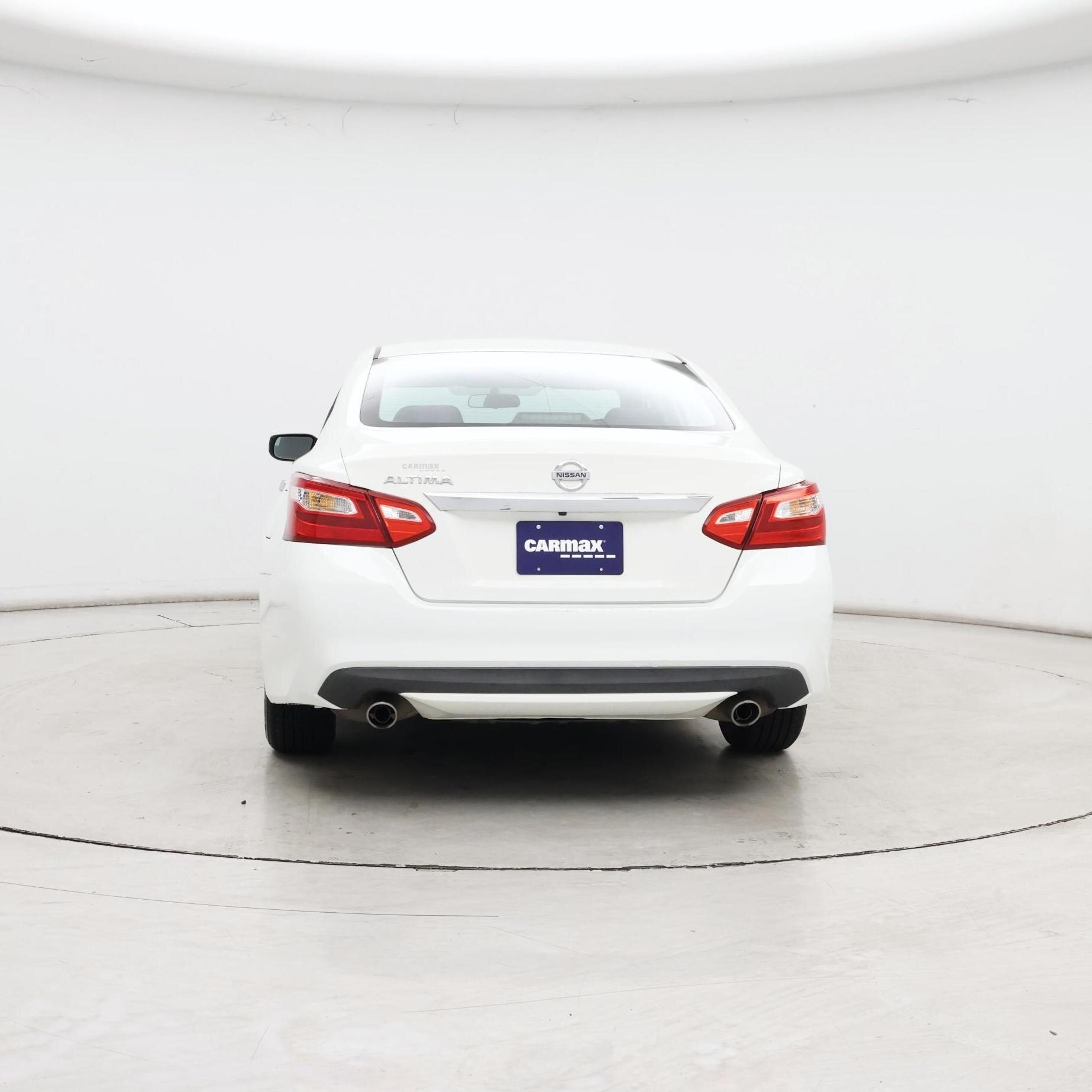 Thumbnail: 2016 Nissan Altima - 6