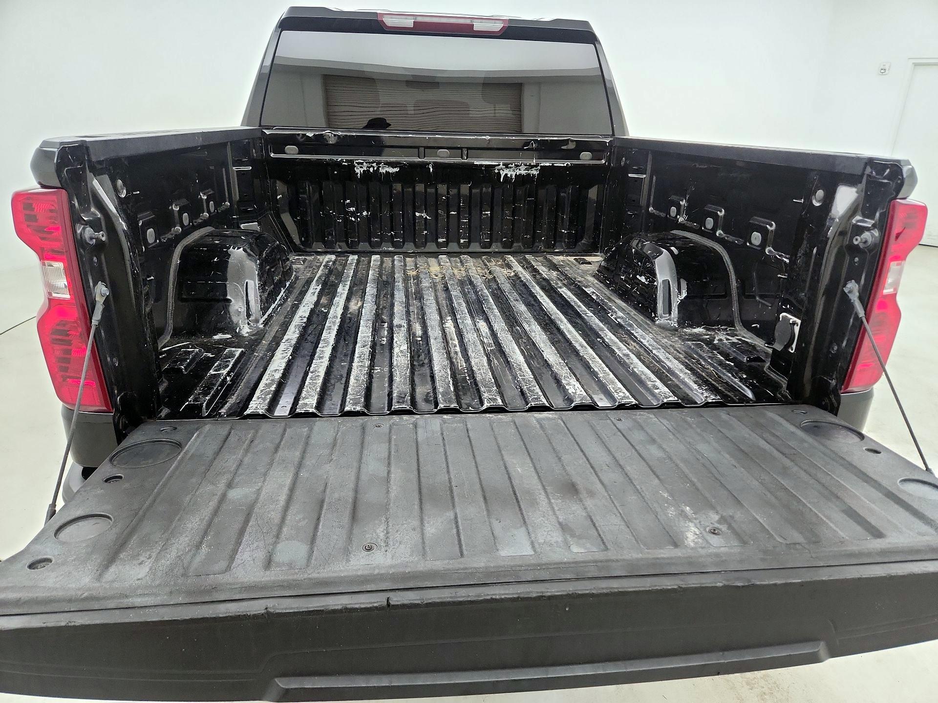 Thumbnail: 2023 Chevrolet Silverado 1500 - 20