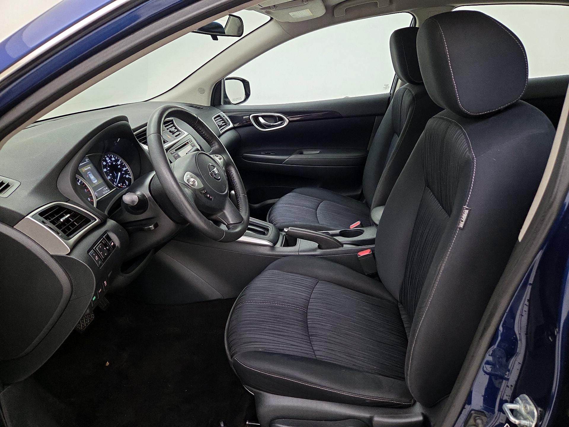 Thumbnail: 2017 Nissan Sentra - 11