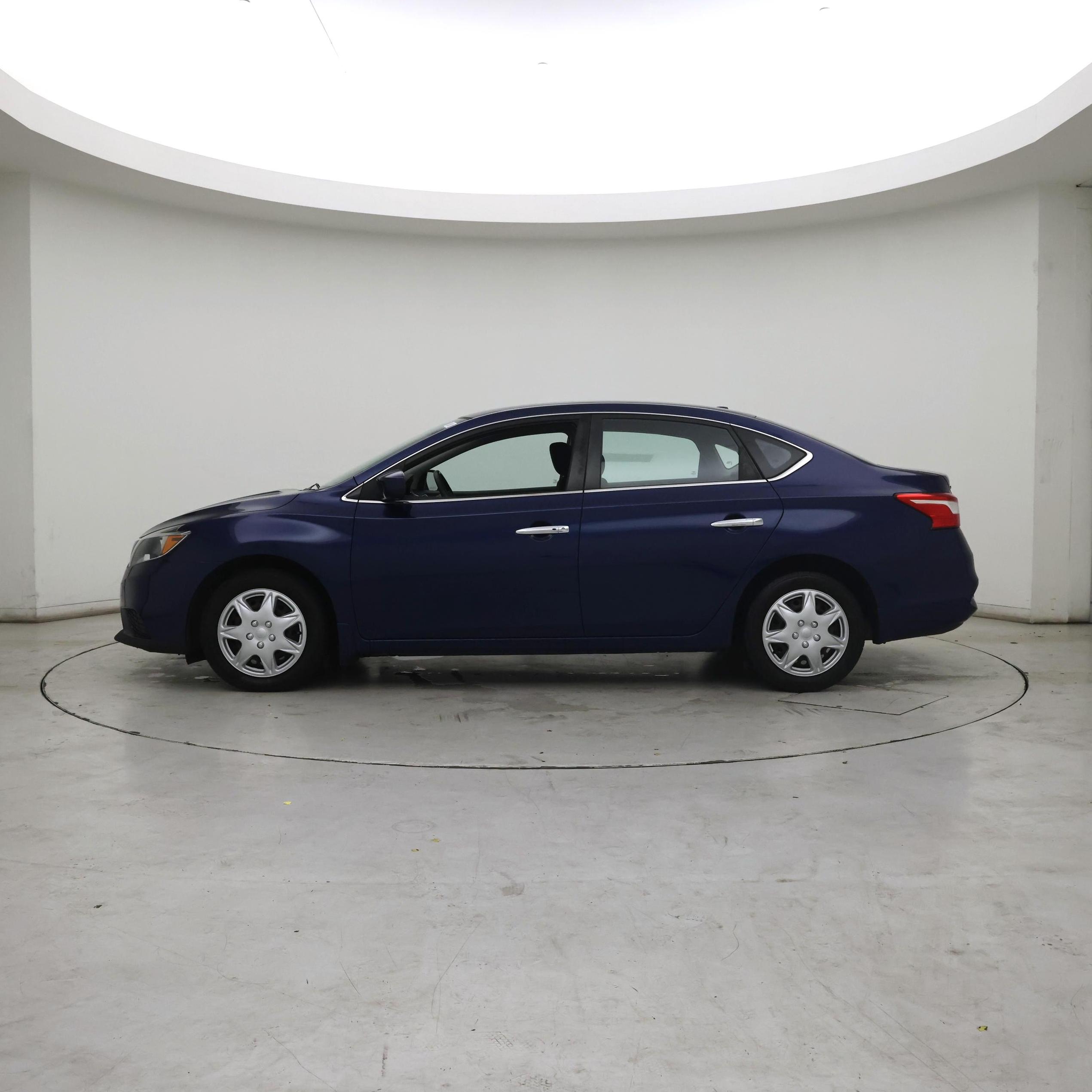 Thumbnail: 2017 Nissan Sentra - 3