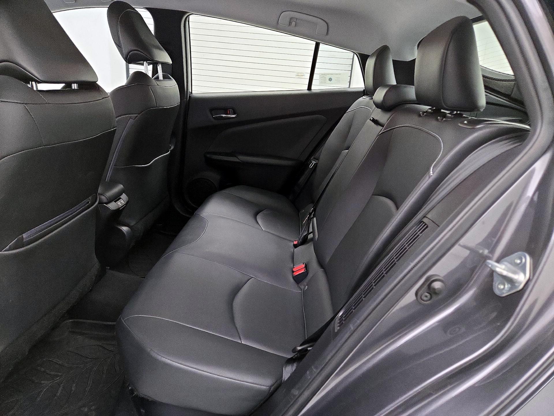 Thumbnail: 2020 Toyota Prius Prime - 20