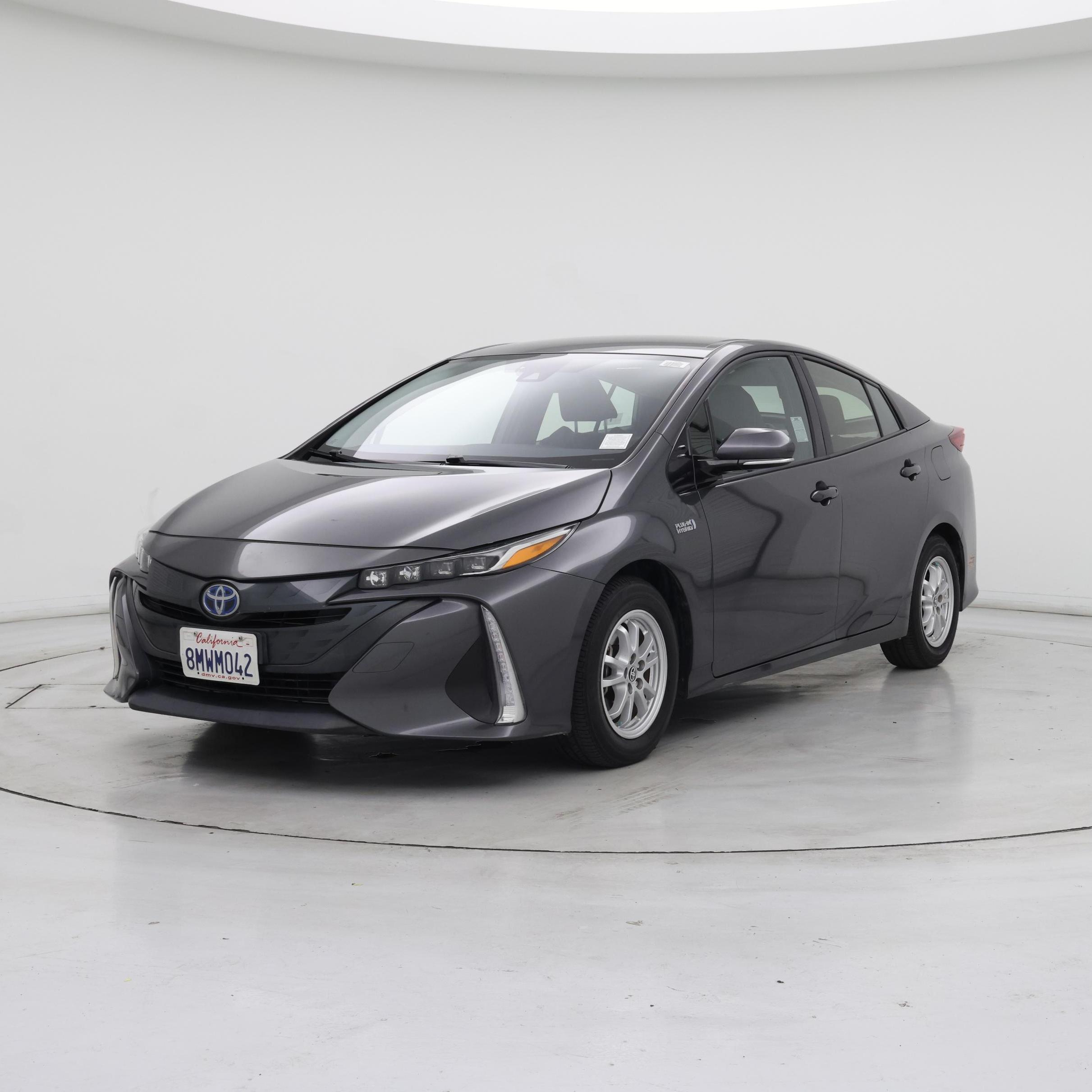 Thumbnail: 2020 Toyota Prius Prime - 4