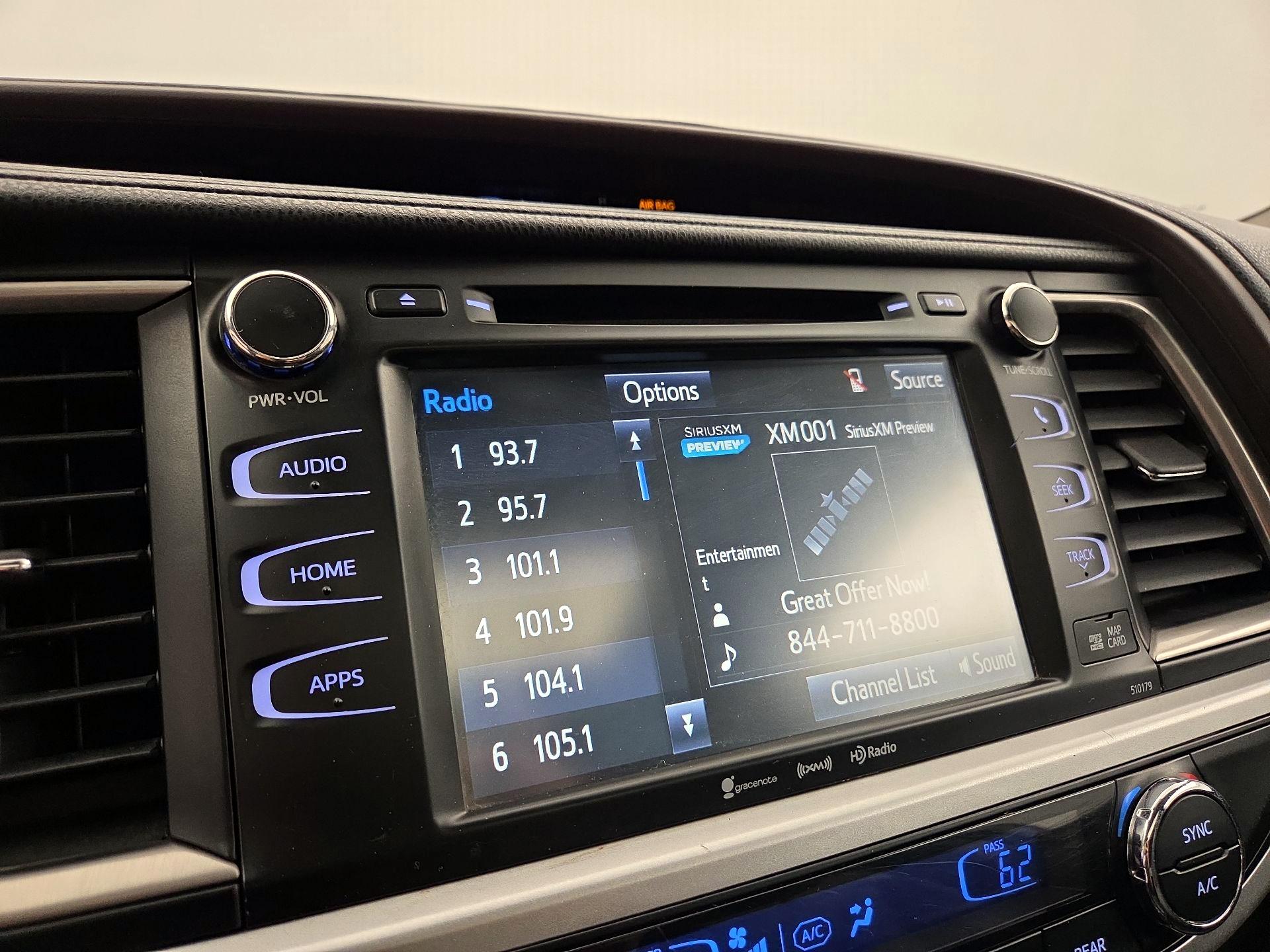 Thumbnail: 2018 Toyota Highlander - 16