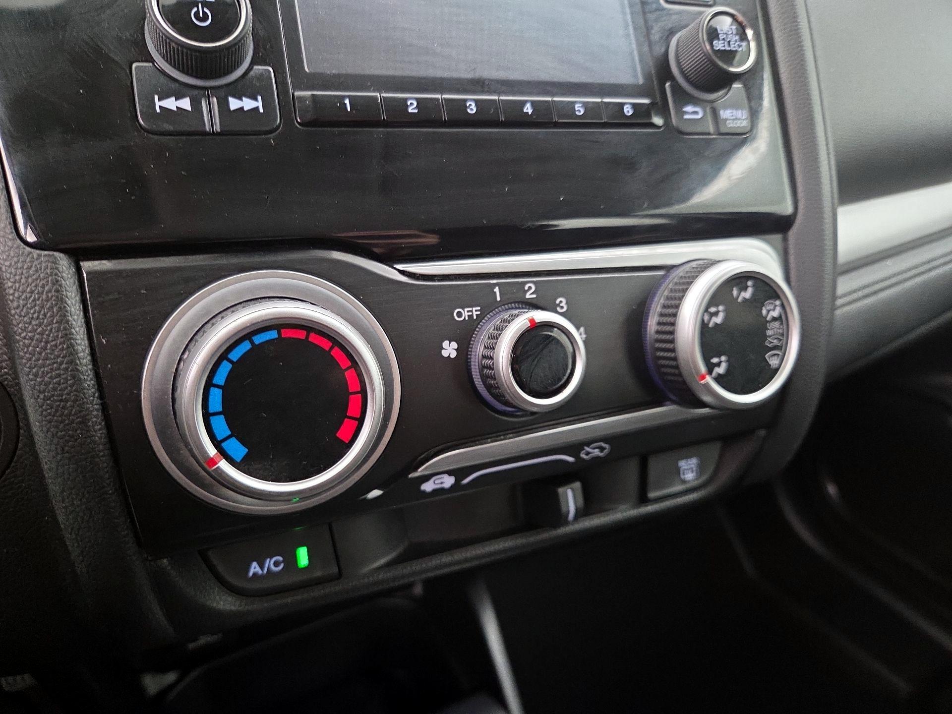 Thumbnail: 2015 Honda Fit - 16