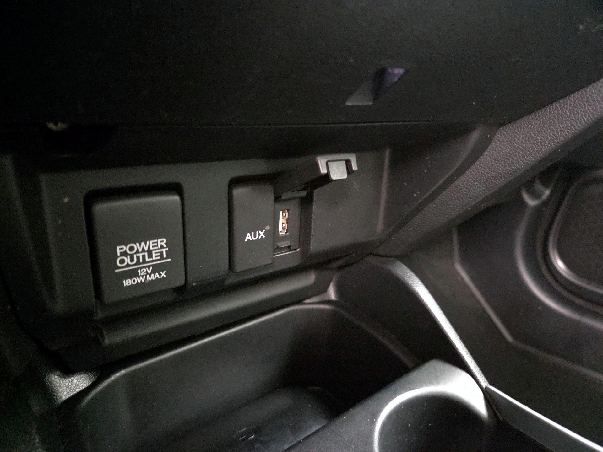 Thumbnail: 2015 Honda Fit - 18
