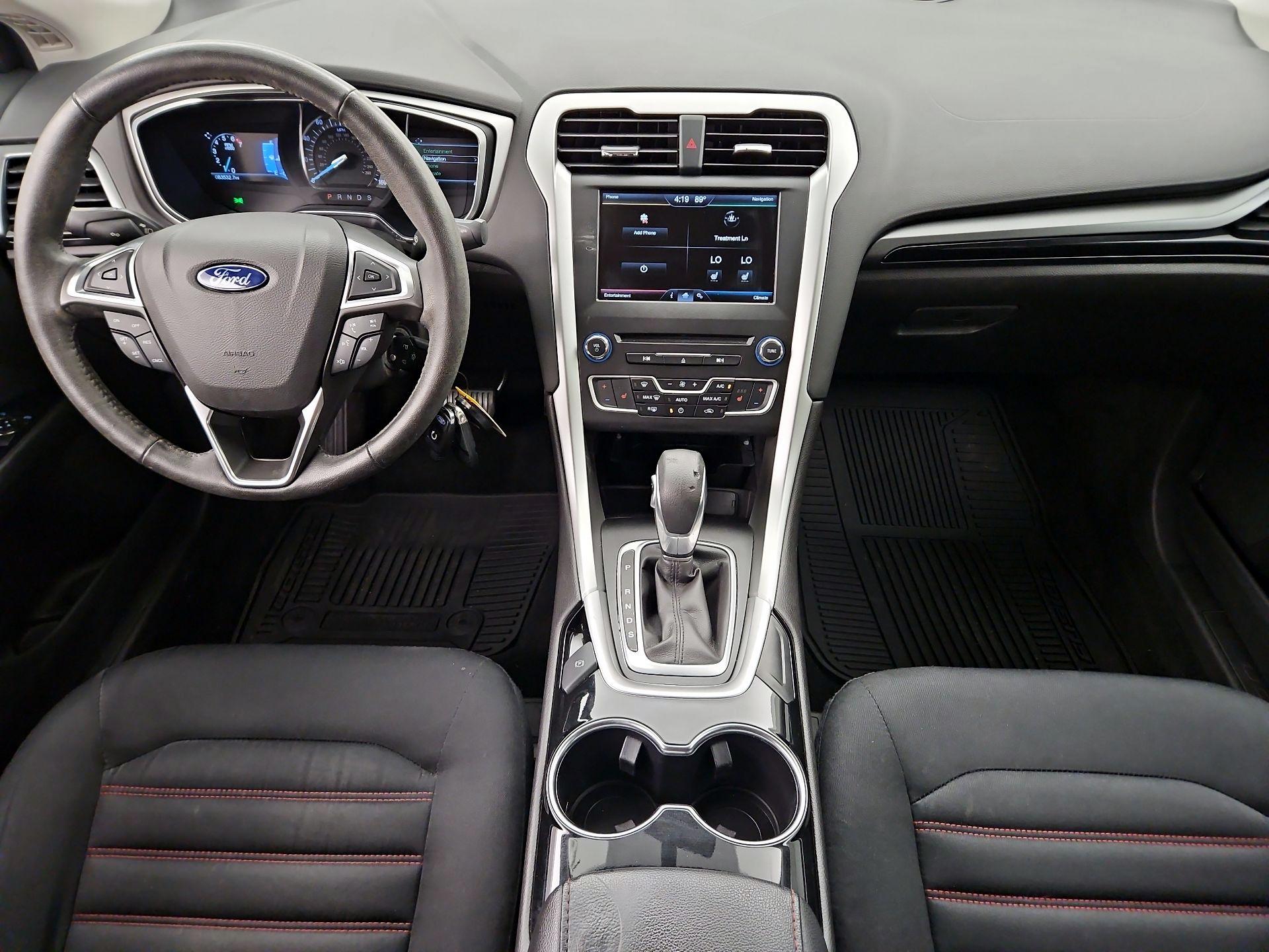 Thumbnail: 2016 Ford Fusion - 9