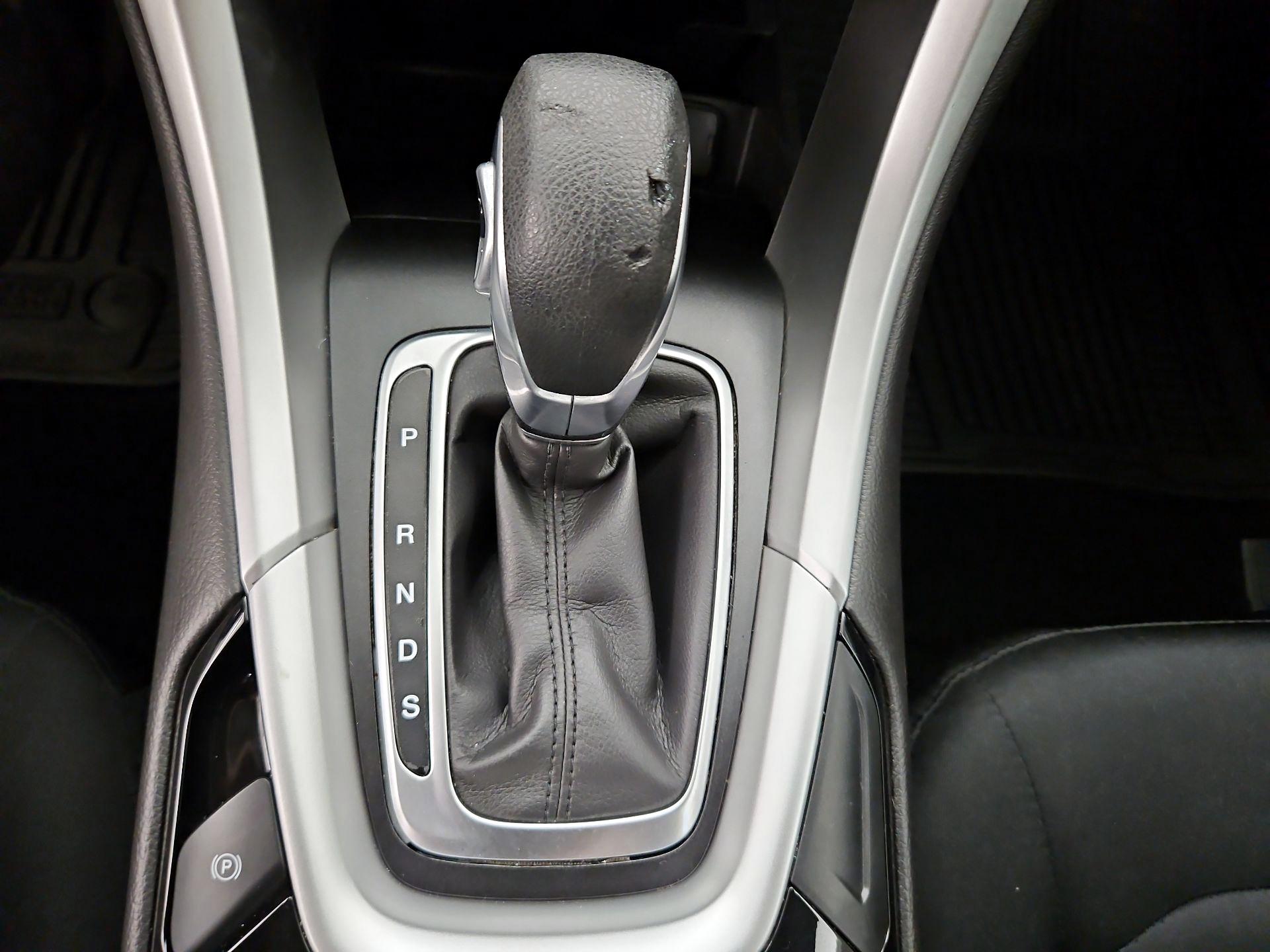 Thumbnail: 2016 Ford Fusion - 17