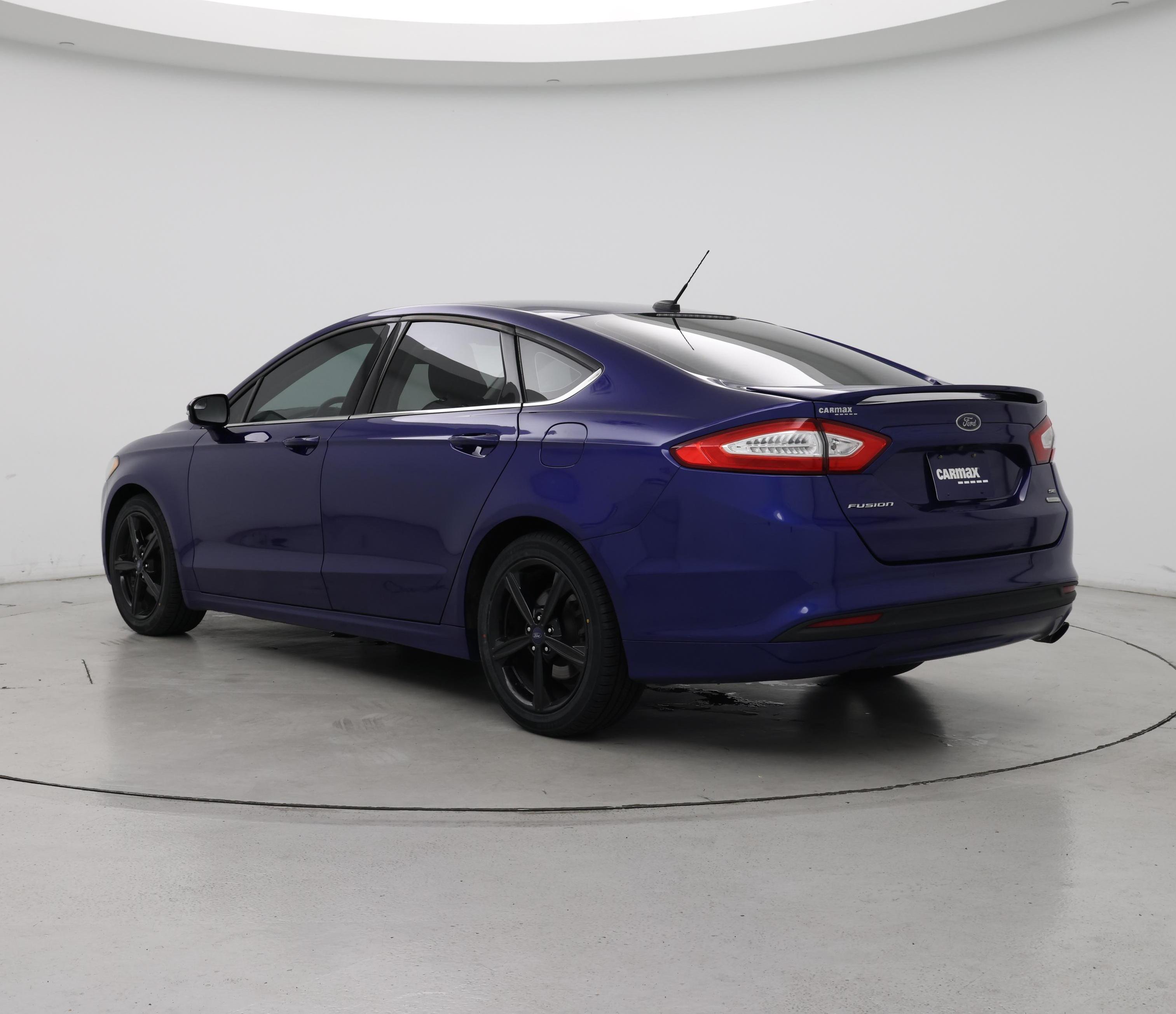 Thumbnail: 2016 Ford Fusion - 2