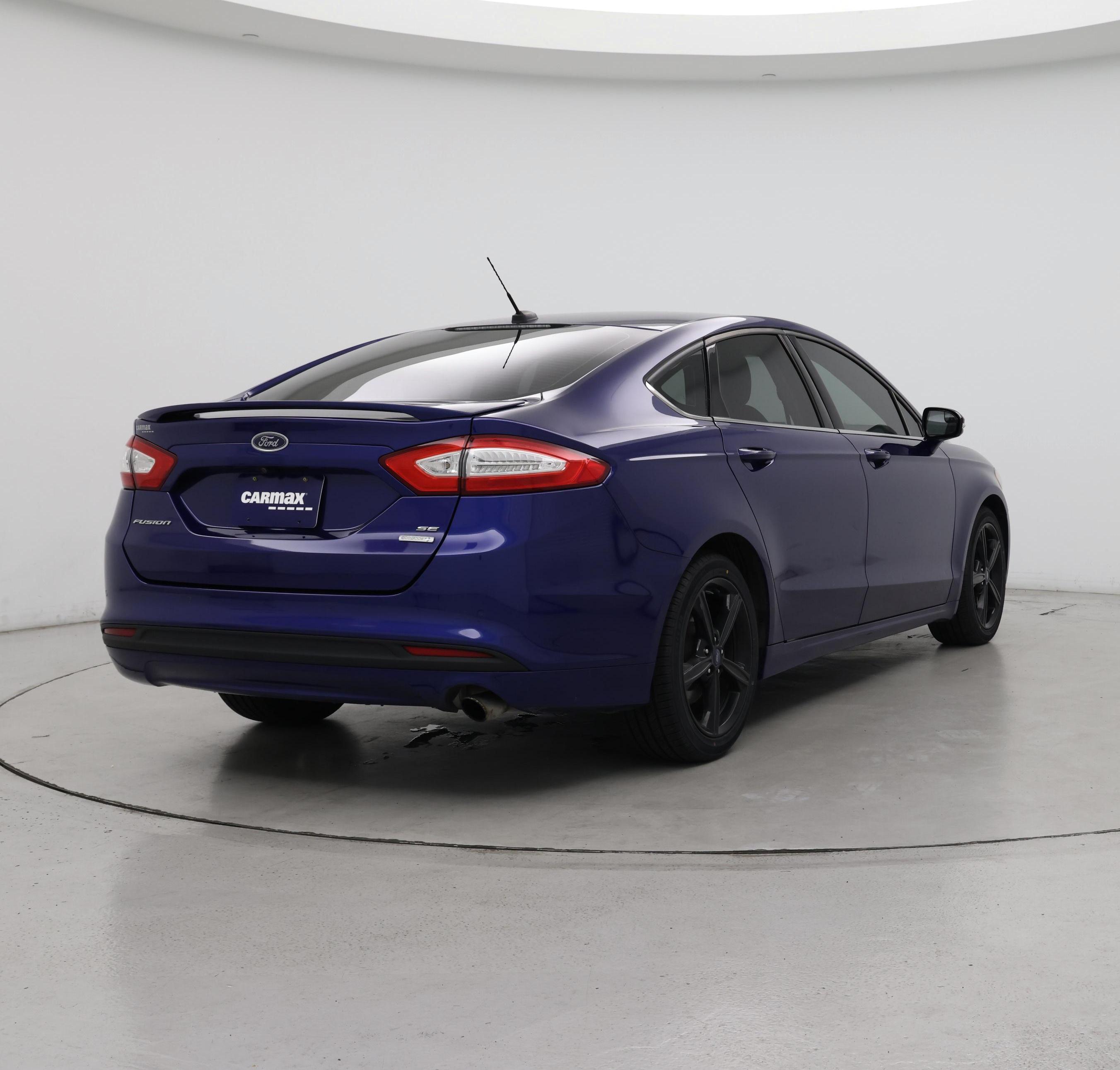 Thumbnail: 2016 Ford Fusion - 8