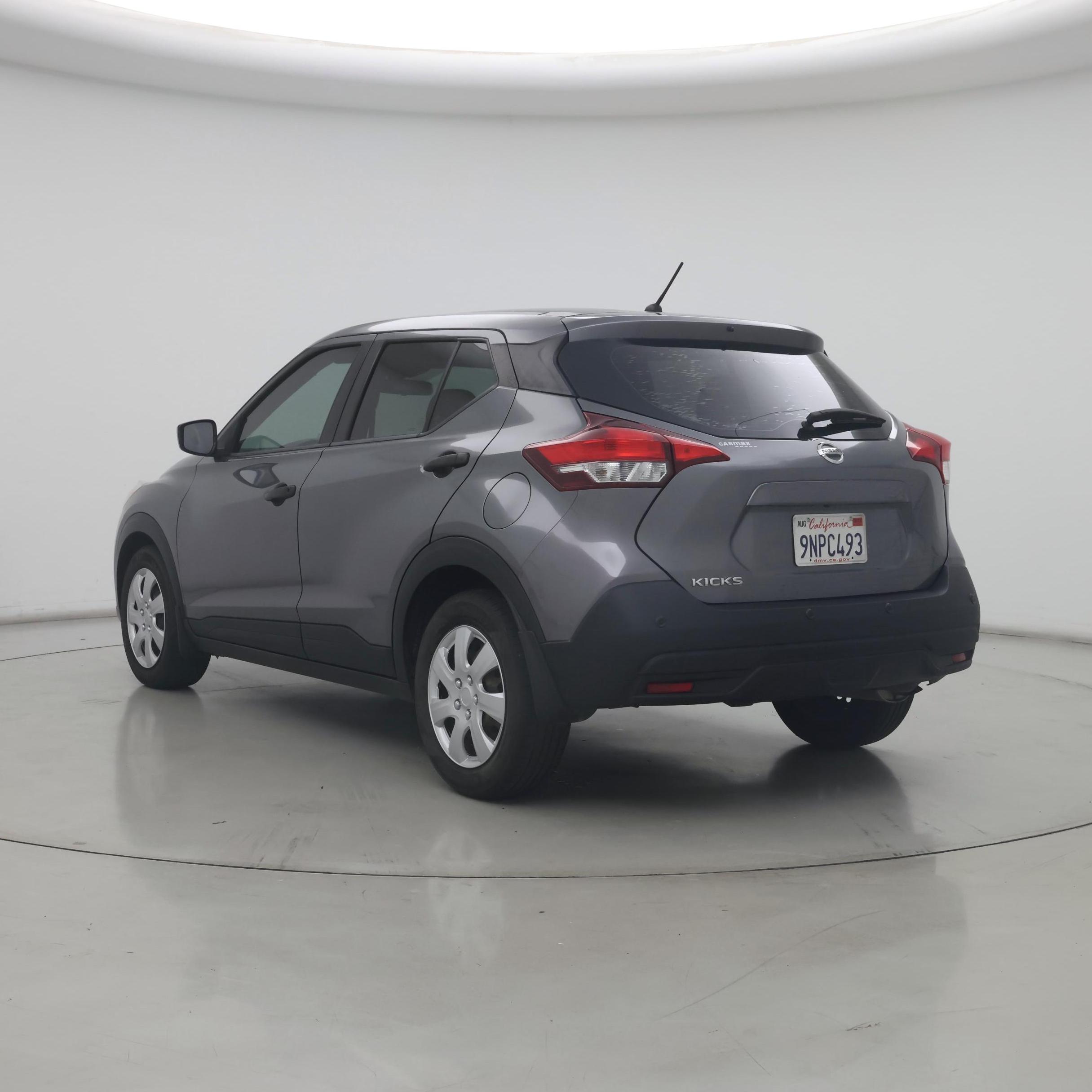 Thumbnail: 2020 Nissan Kicks - 2