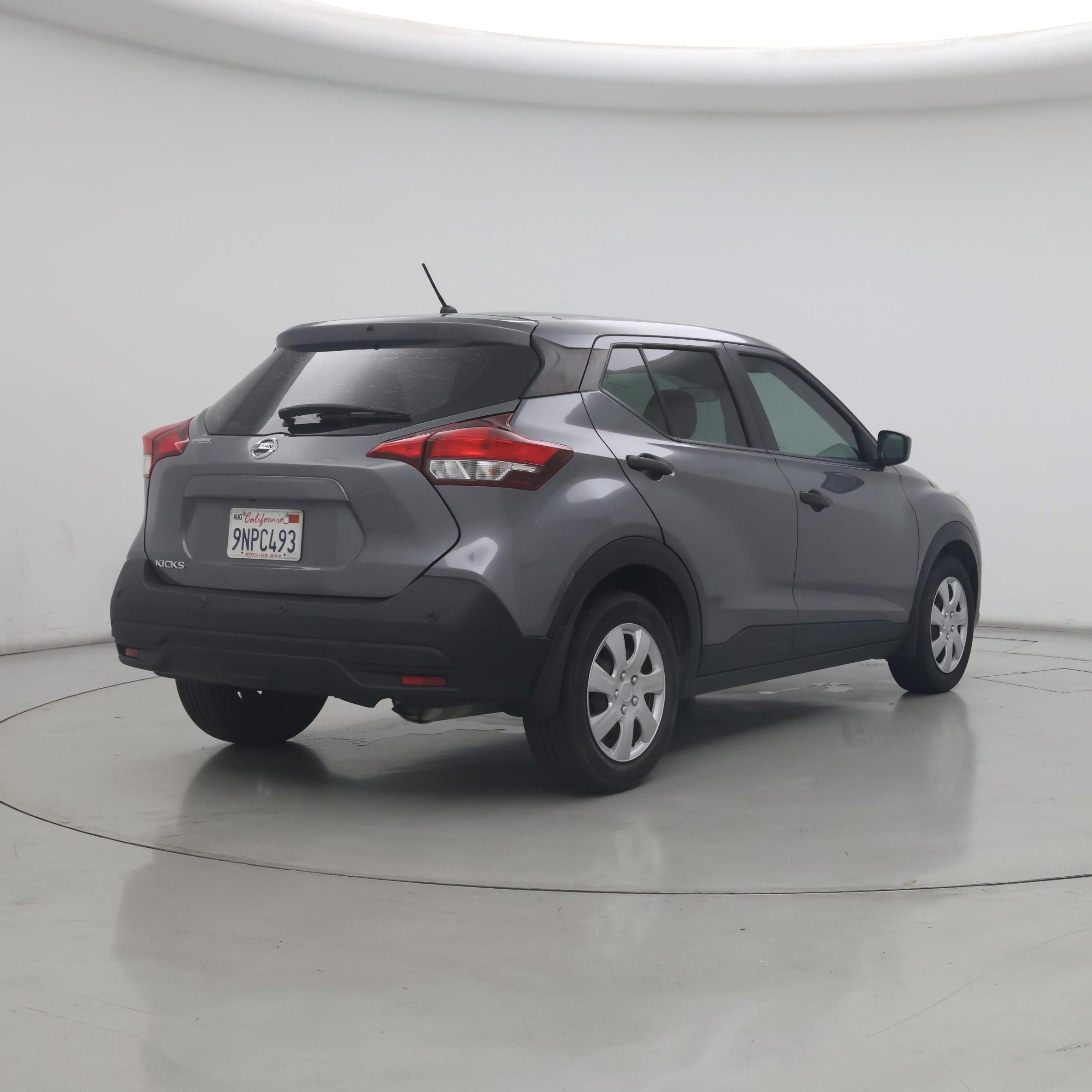 Thumbnail: 2020 Nissan Kicks - 8