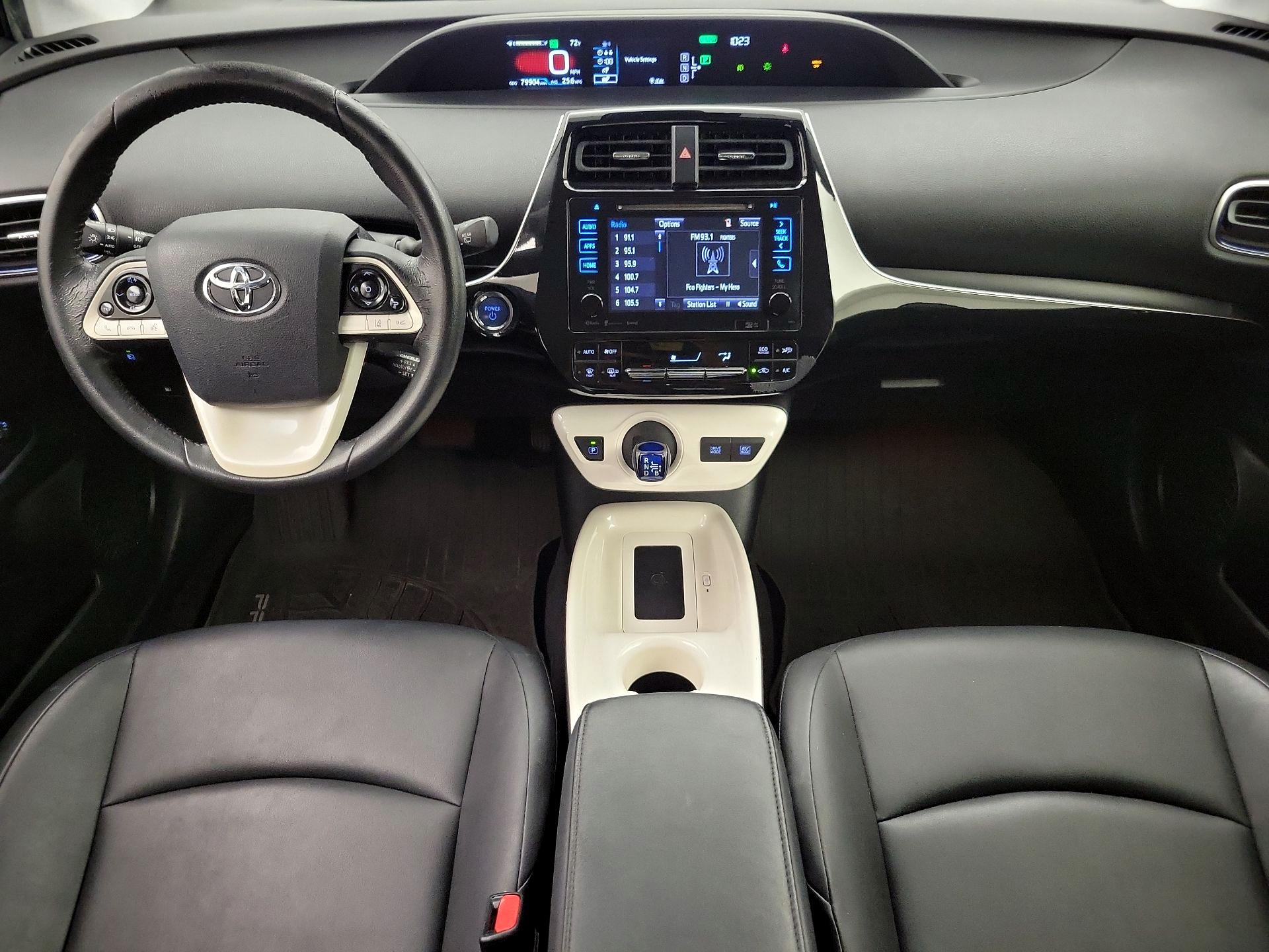Thumbnail: 2016 Toyota Prius - 9