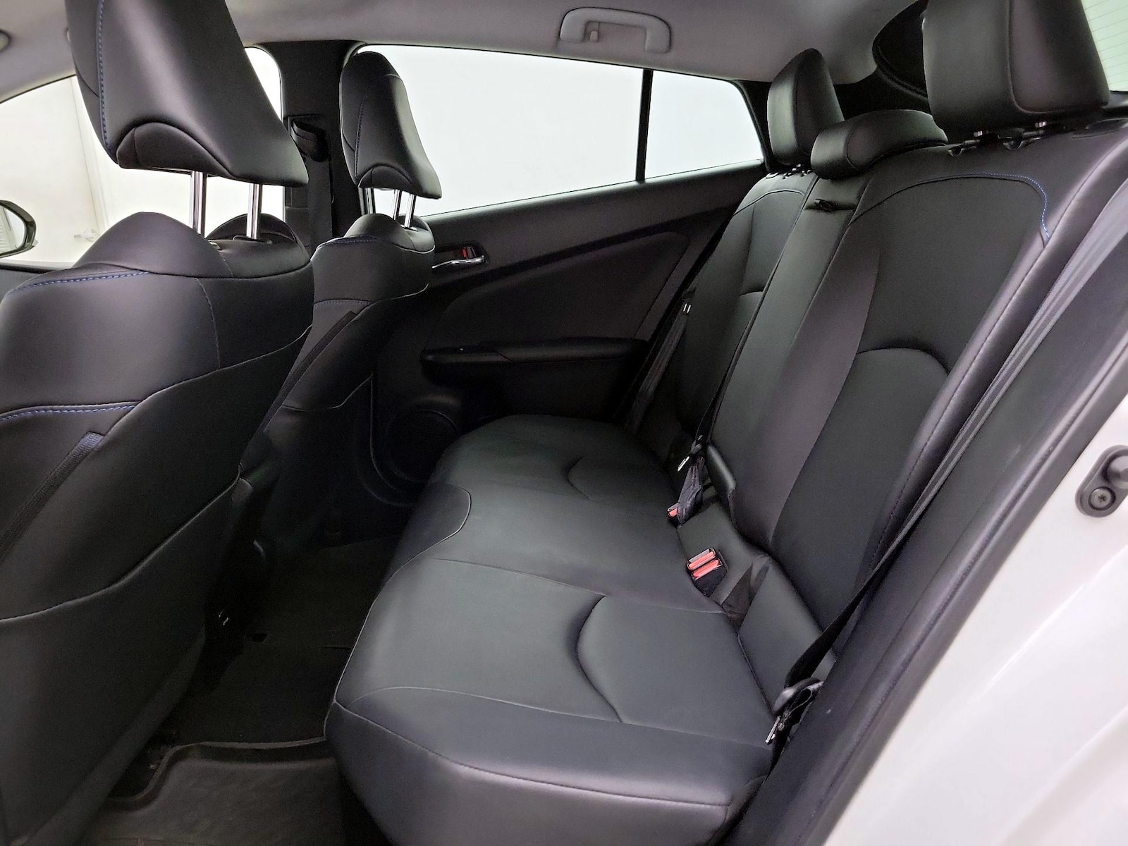 2016 Toyota Prius Three - Photo 20