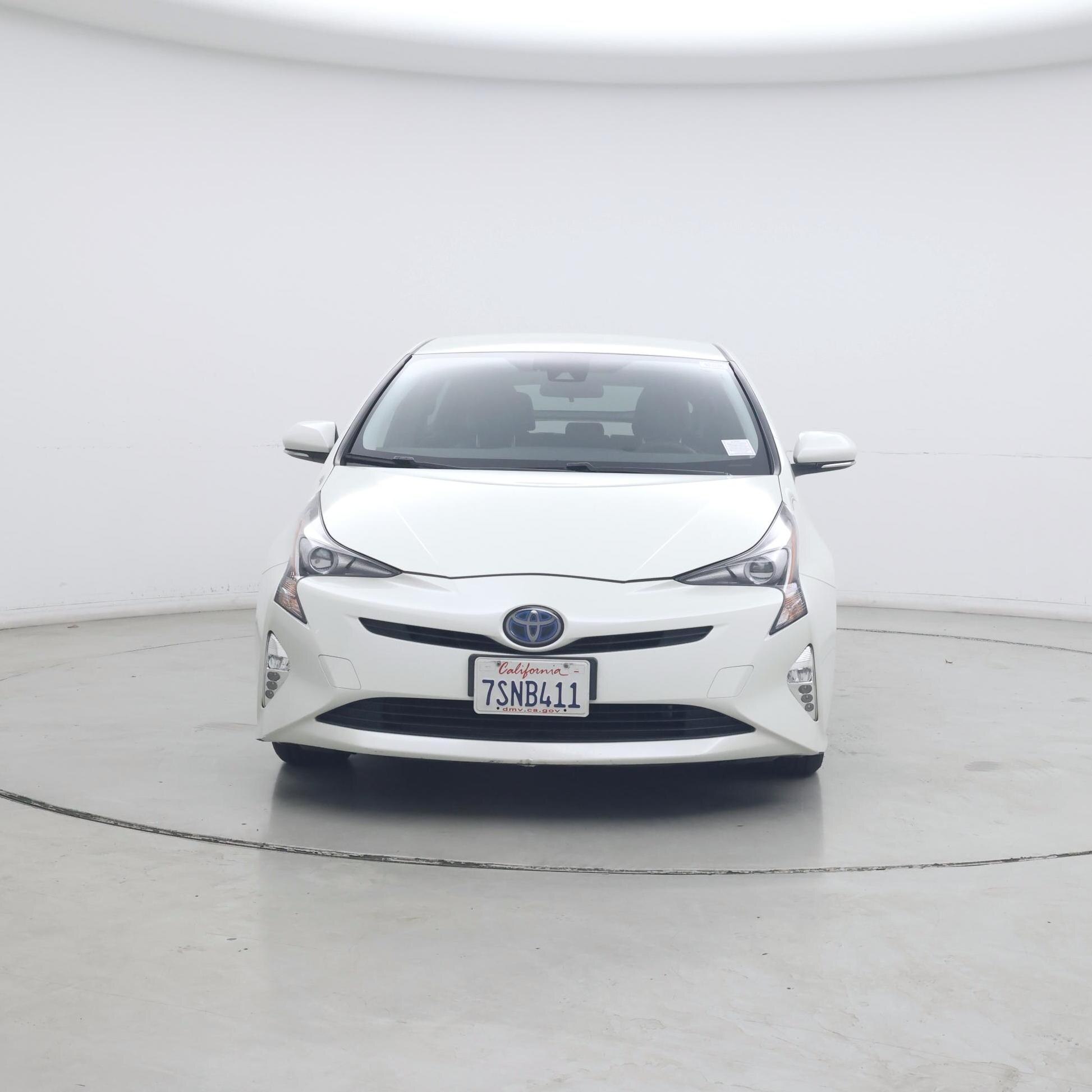 Thumbnail: 2016 Toyota Prius - 5