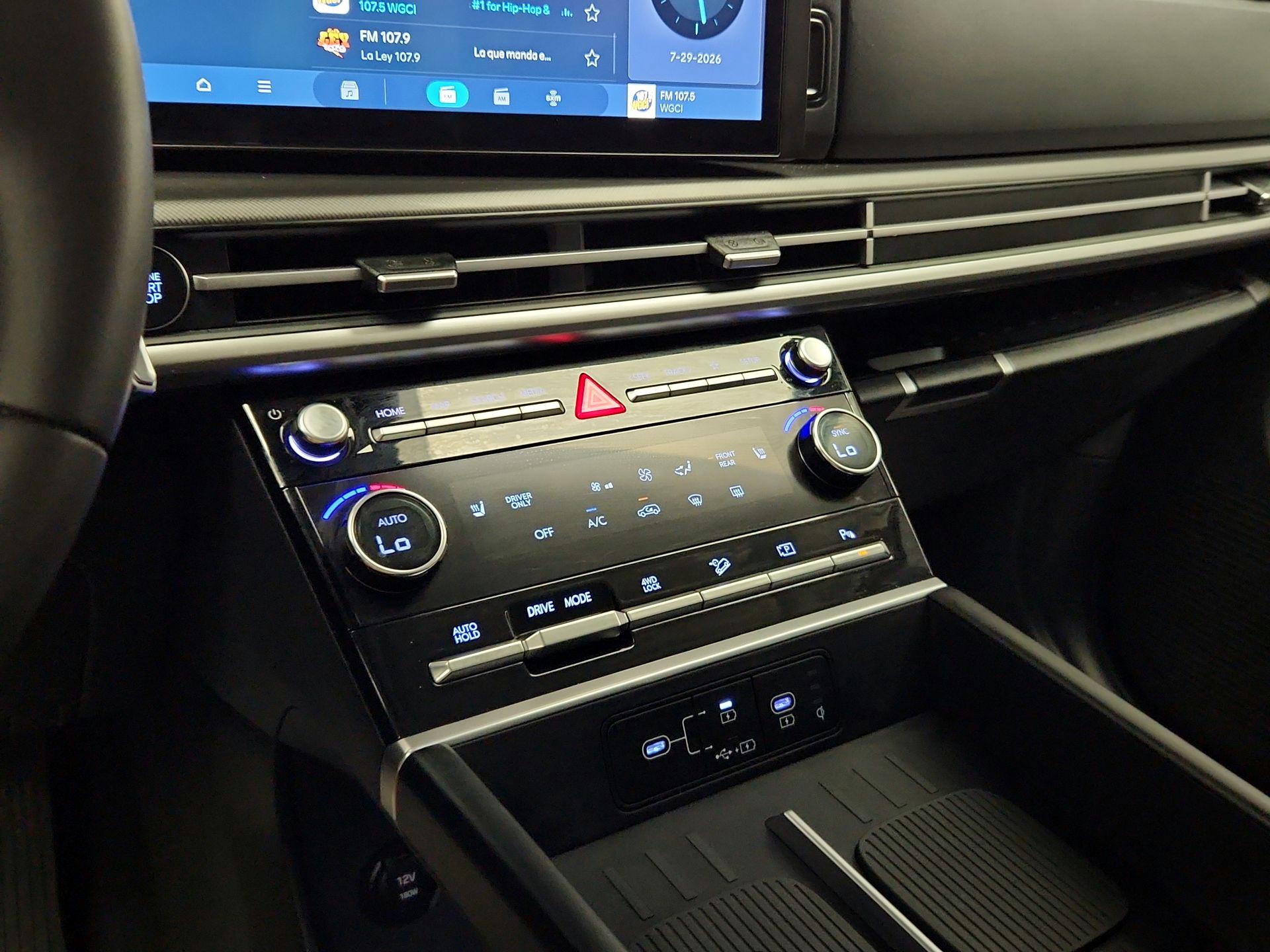 Thumbnail: 2024 Hyundai Santa Fe - 16