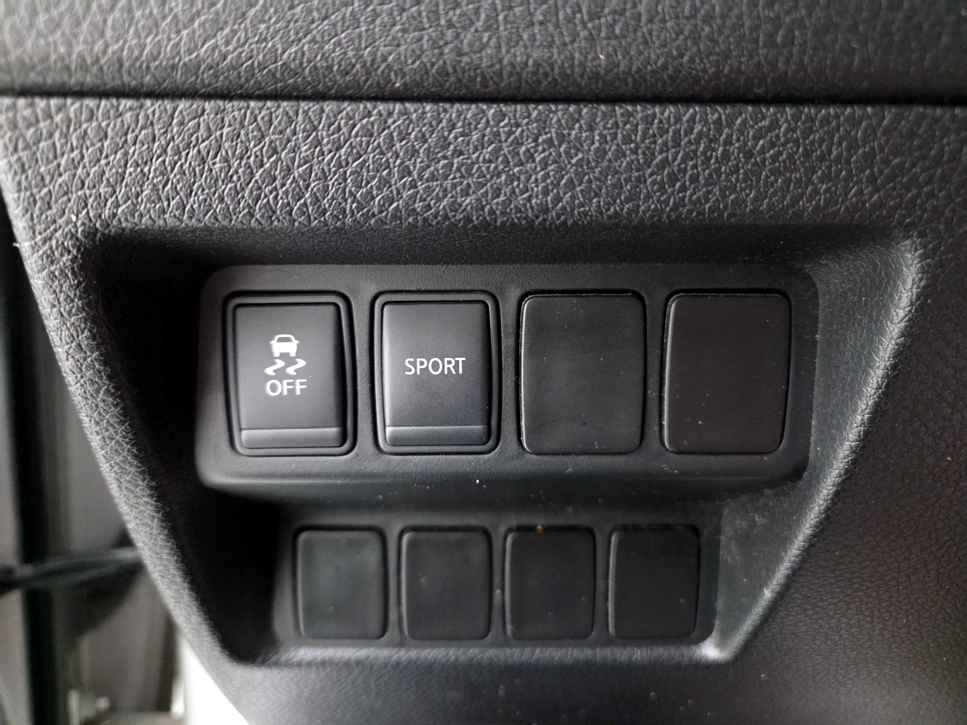 Thumbnail: 2014 Nissan Rogue - 13