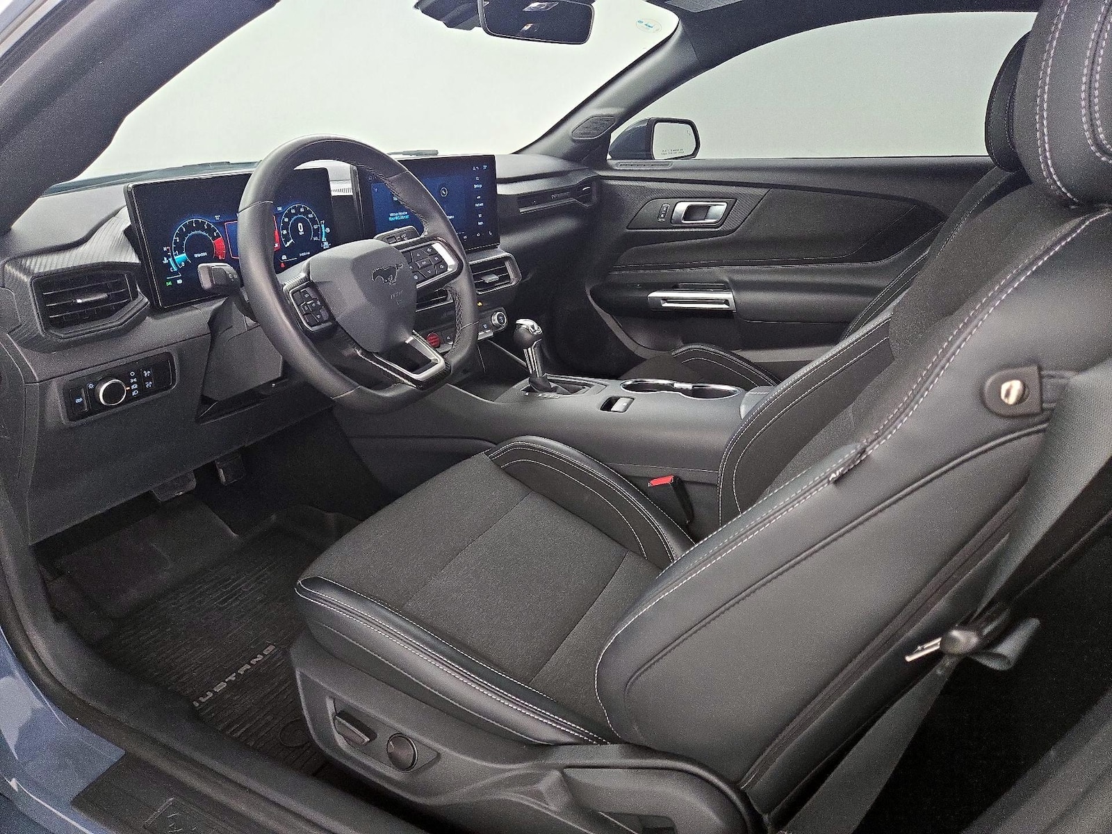 2024 Ford Mustang EcoBoost - Photo 12
