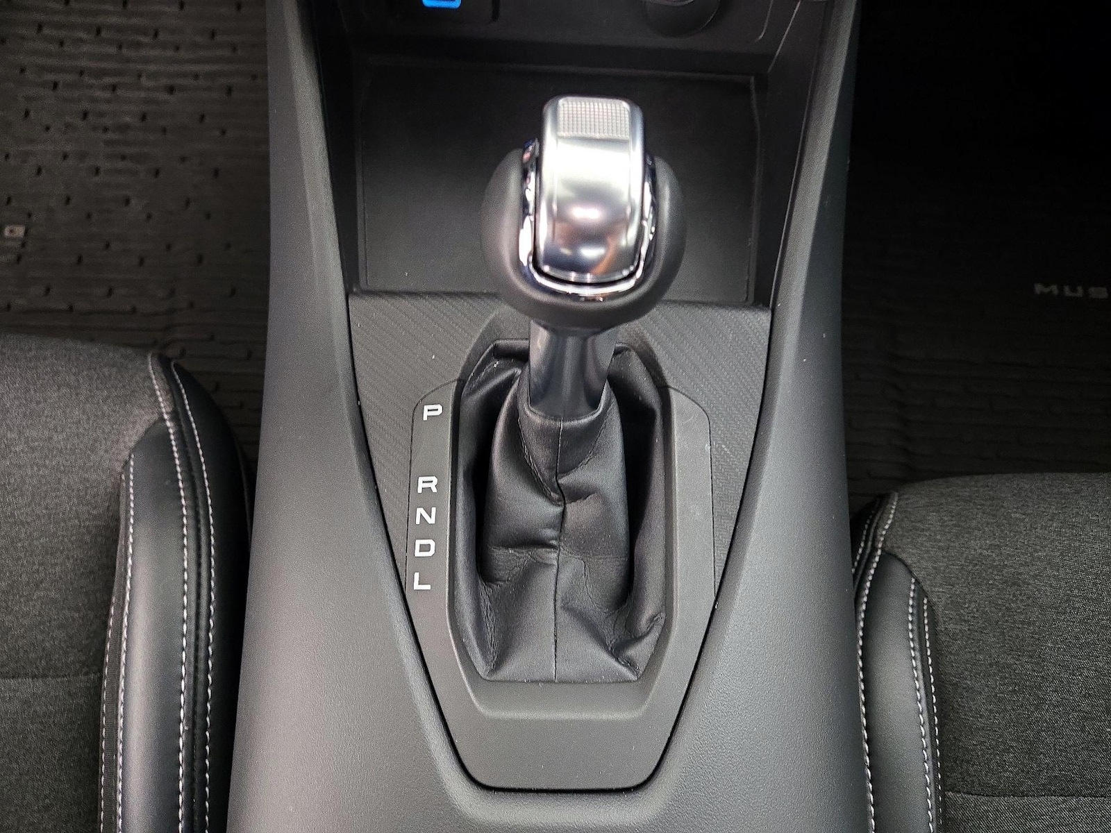2024 Ford Mustang EcoBoost - Photo 18