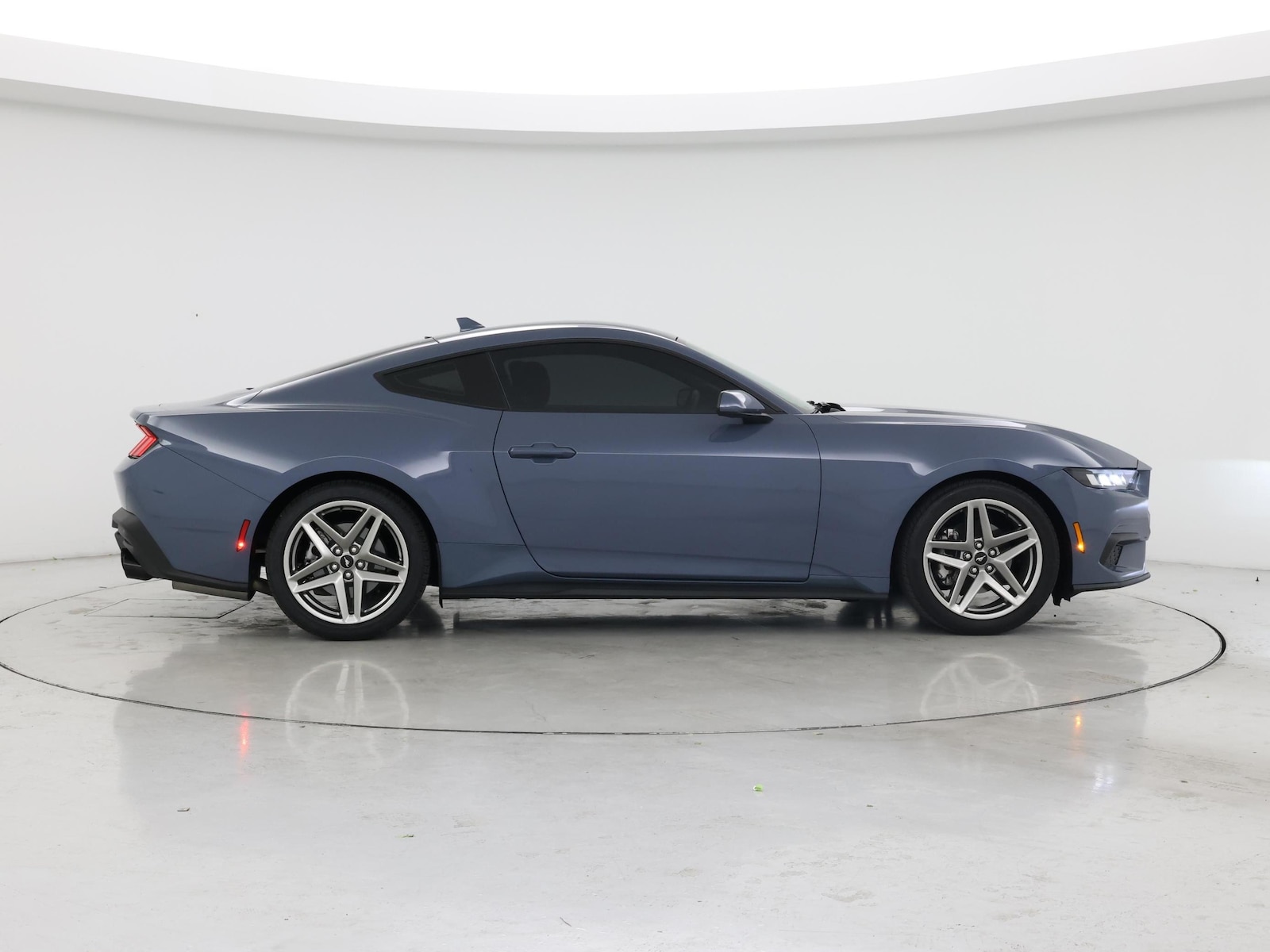 2024 Ford Mustang EcoBoost - Photo 8