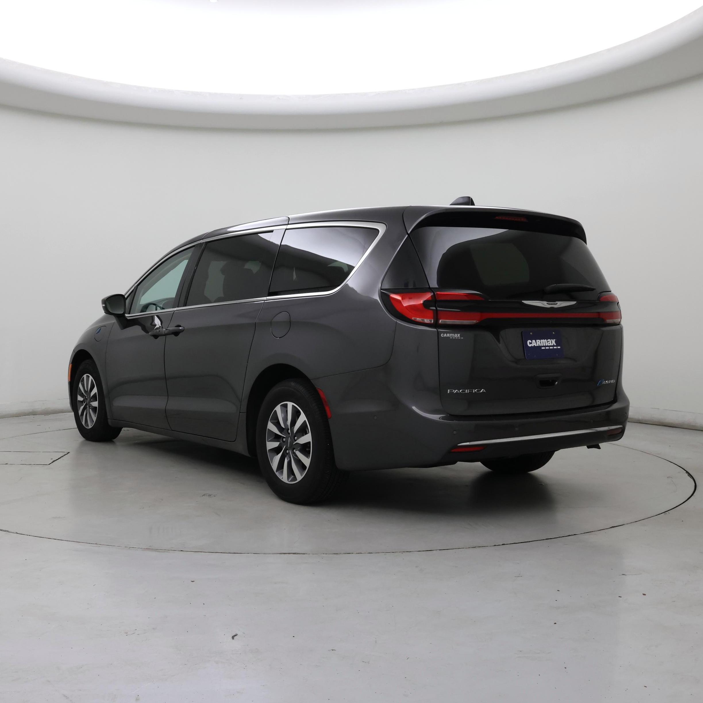 Thumbnail: 2023 Chrysler Pacifica - 2