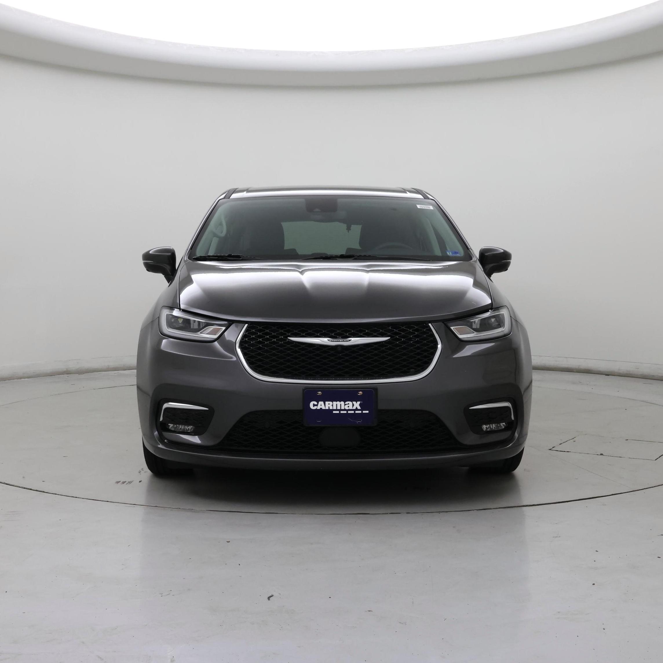 Thumbnail: 2023 Chrysler Pacifica - 5