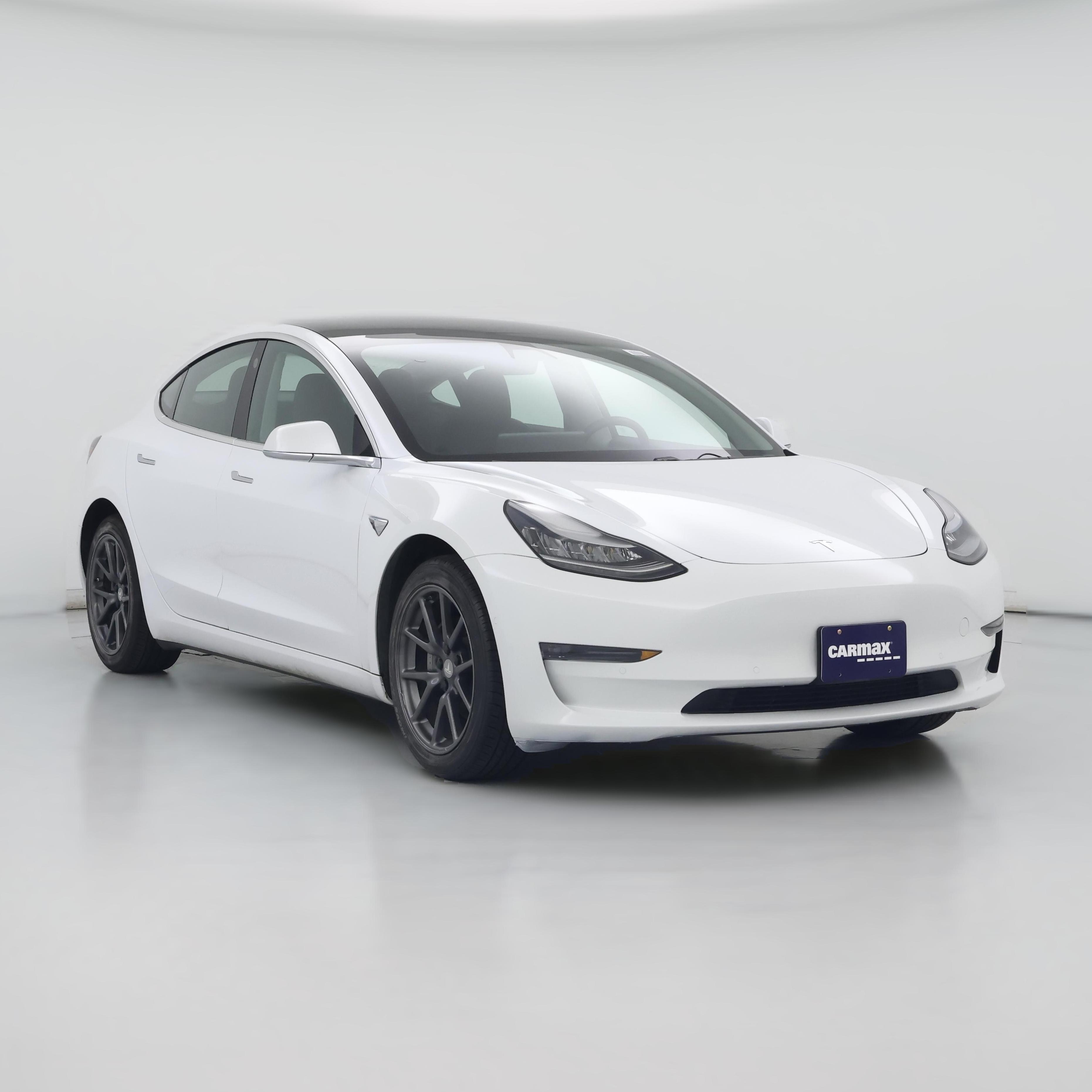 Thumbnail: 2019 Tesla Model 3 - 1