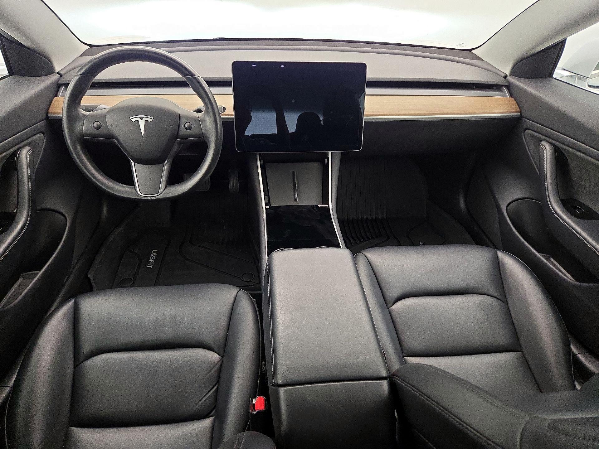 Thumbnail: 2019 Tesla Model 3 - 9