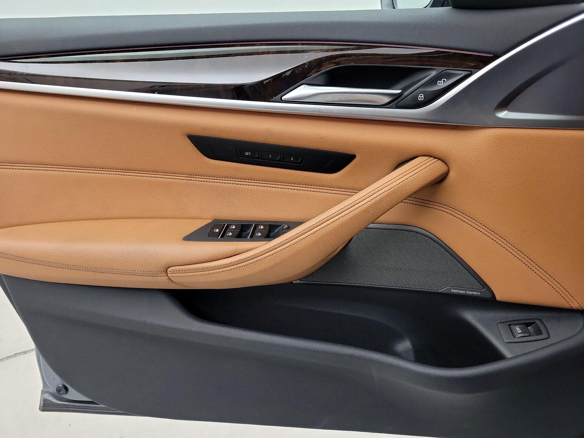 Thumbnail: 2019 BMW 5 Series - 12