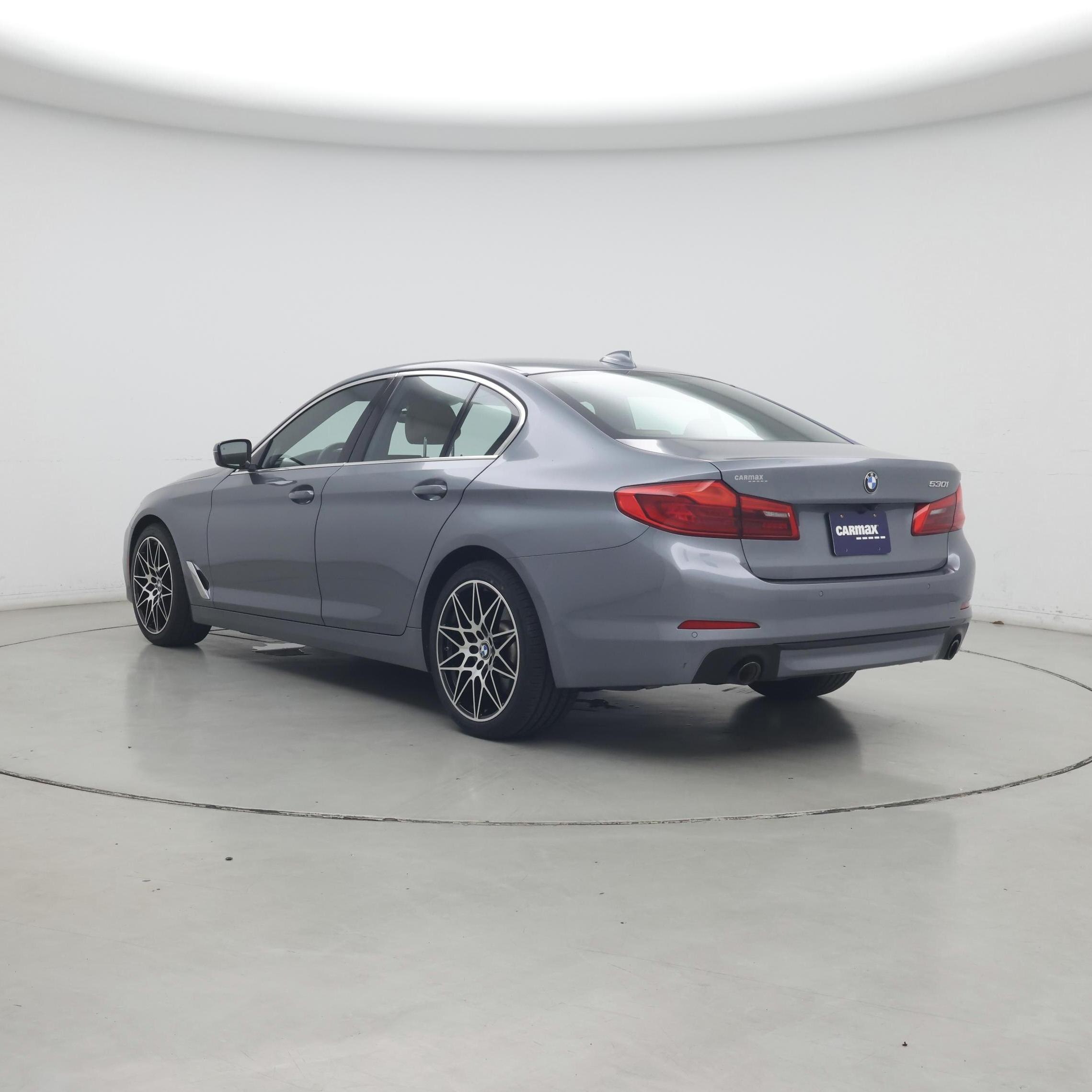 Thumbnail: 2019 BMW 5 Series - 2