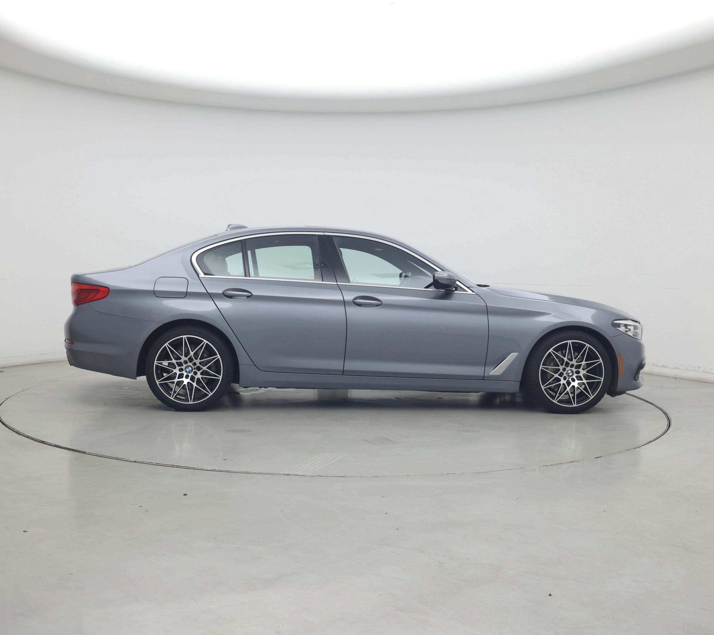 Thumbnail: 2019 BMW 5 Series - 7
