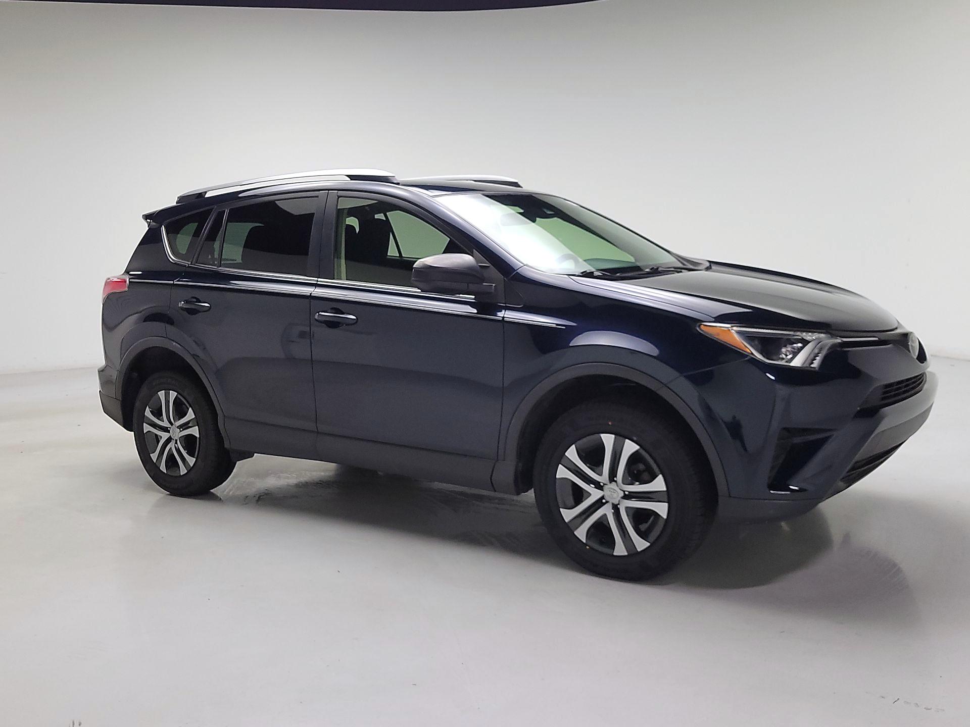 Thumbnail: 2018 Toyota RAV4 - 1
