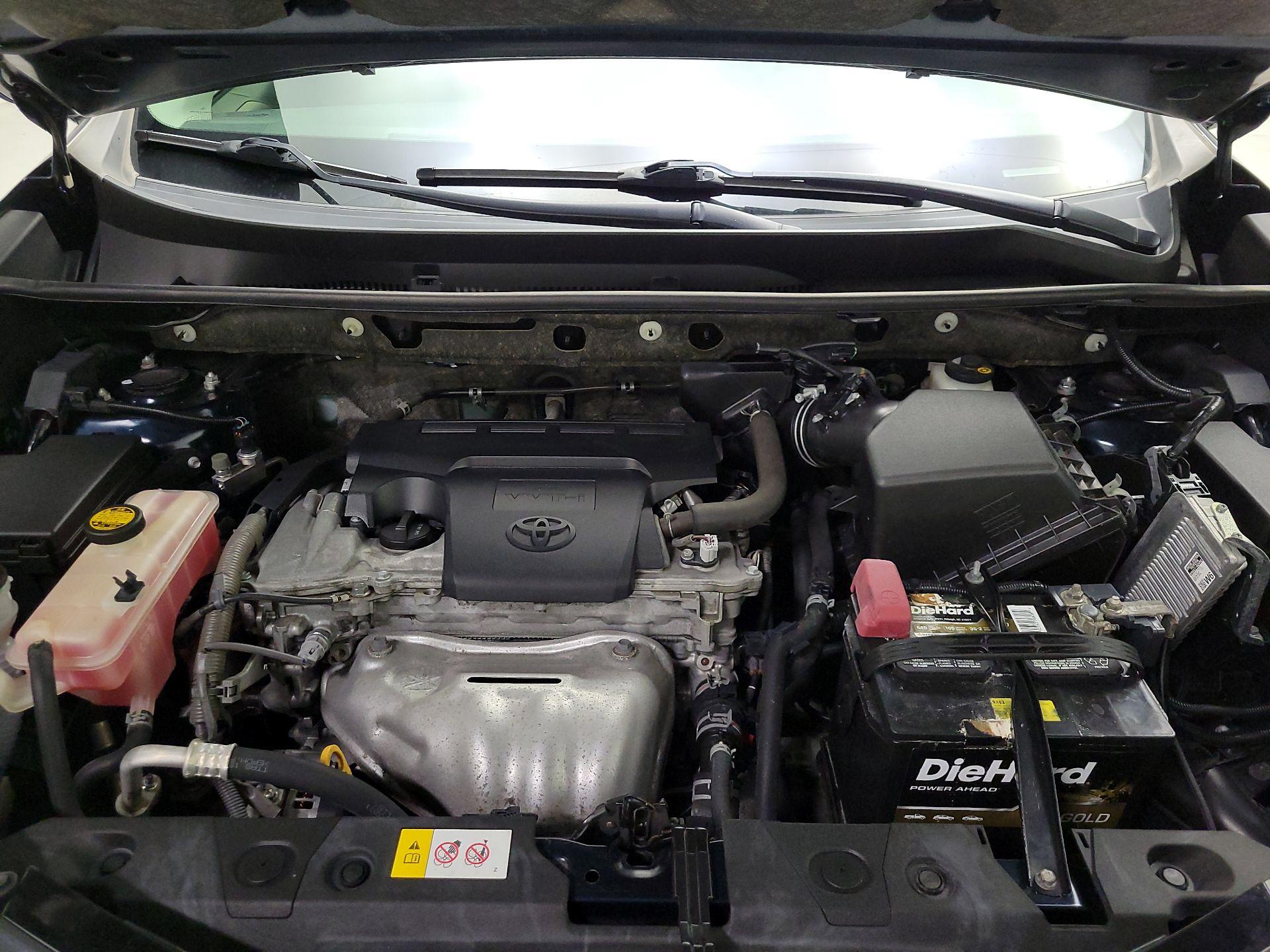 Thumbnail: 2018 Toyota RAV4 - 20