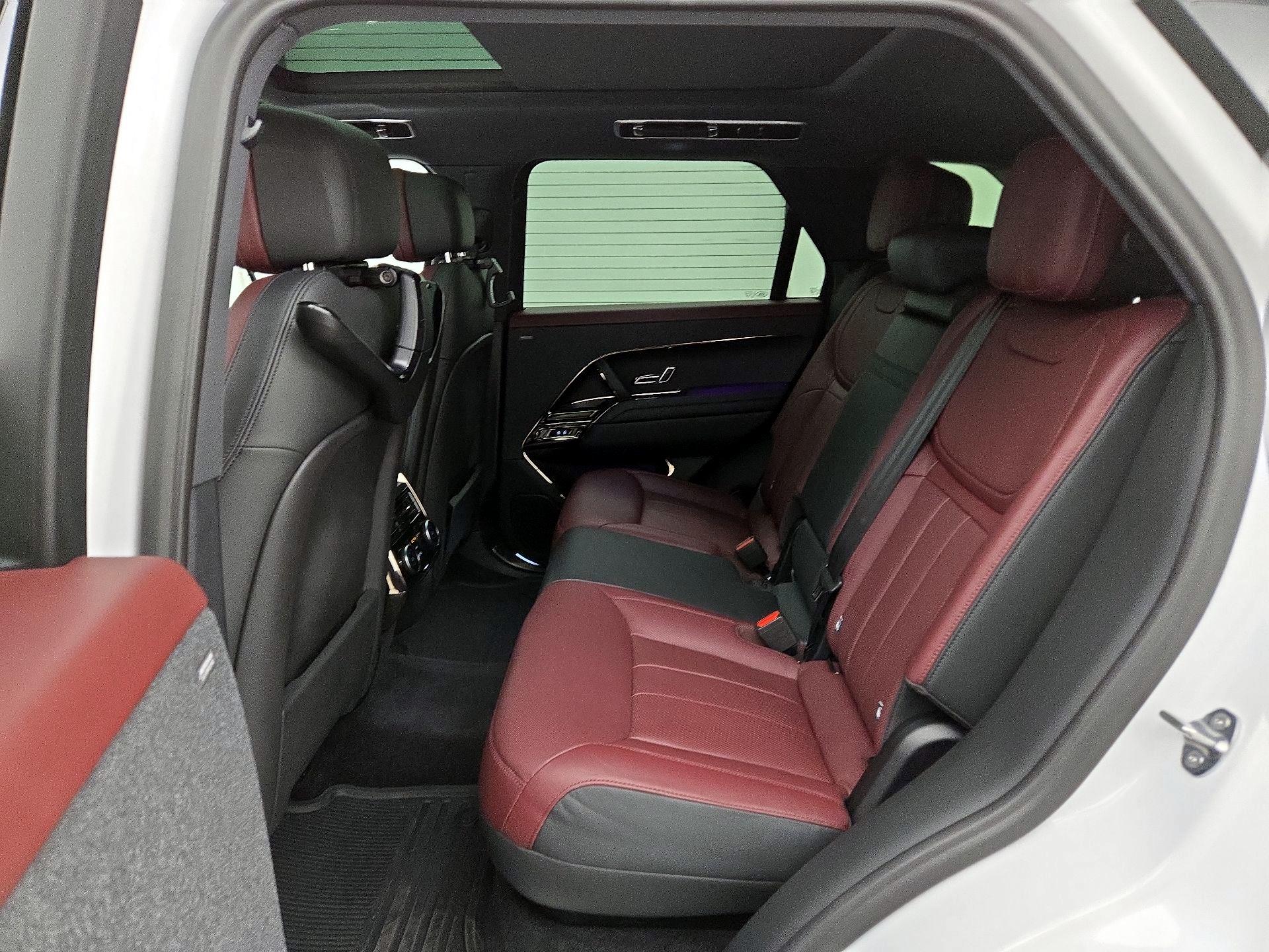 Thumbnail: 2024 Land Rover Range Rover Sport - 19