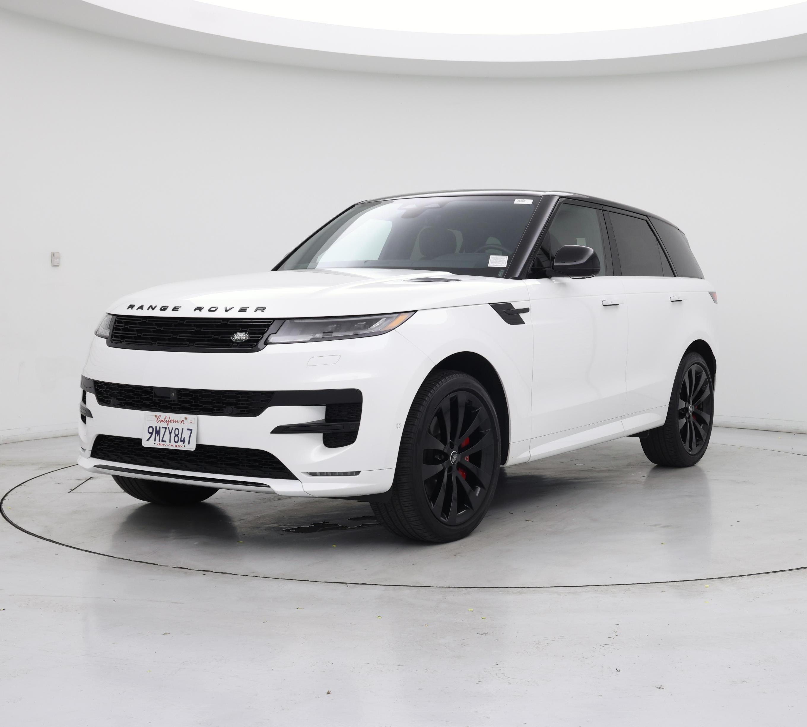 Thumbnail: 2024 Land Rover Range Rover Sport - 4