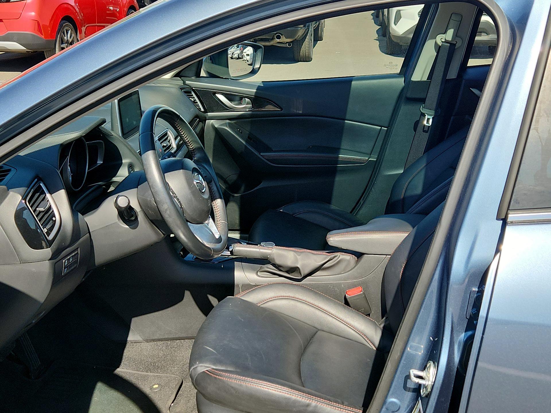 Thumbnail: 2015 Mazda Mazda3 - 9