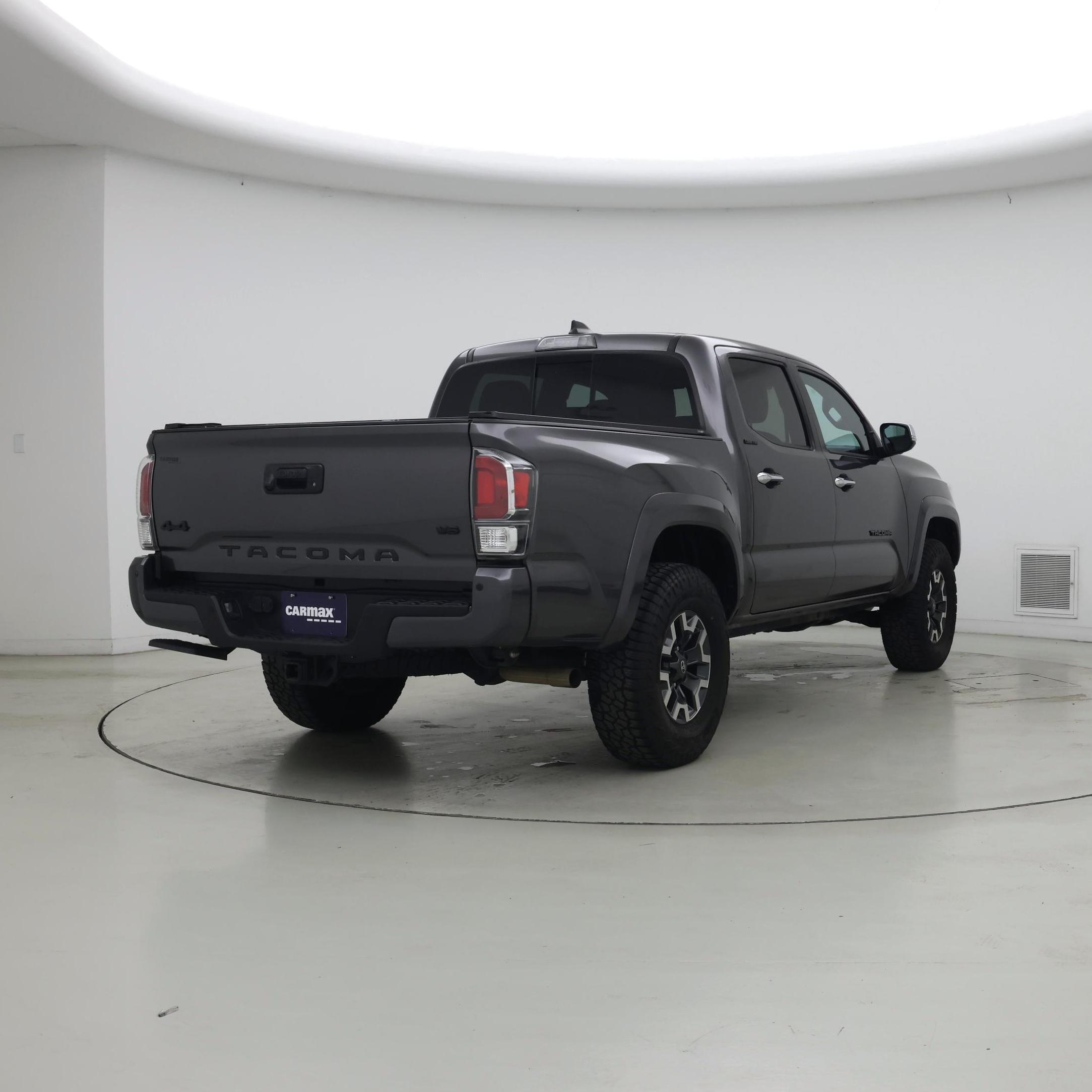 Thumbnail: 2021 Toyota Tacoma - 8