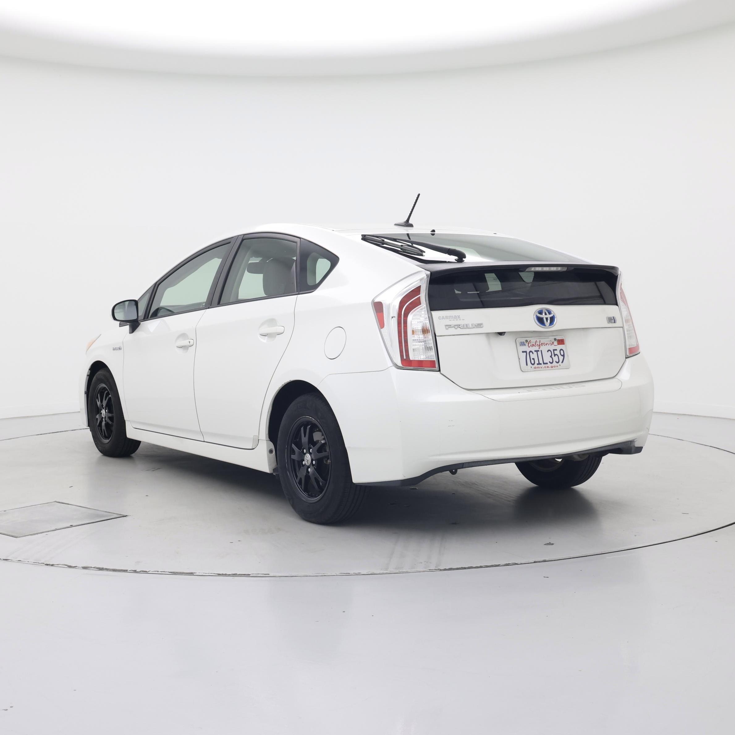 Thumbnail: 2014 Toyota Prius - 2