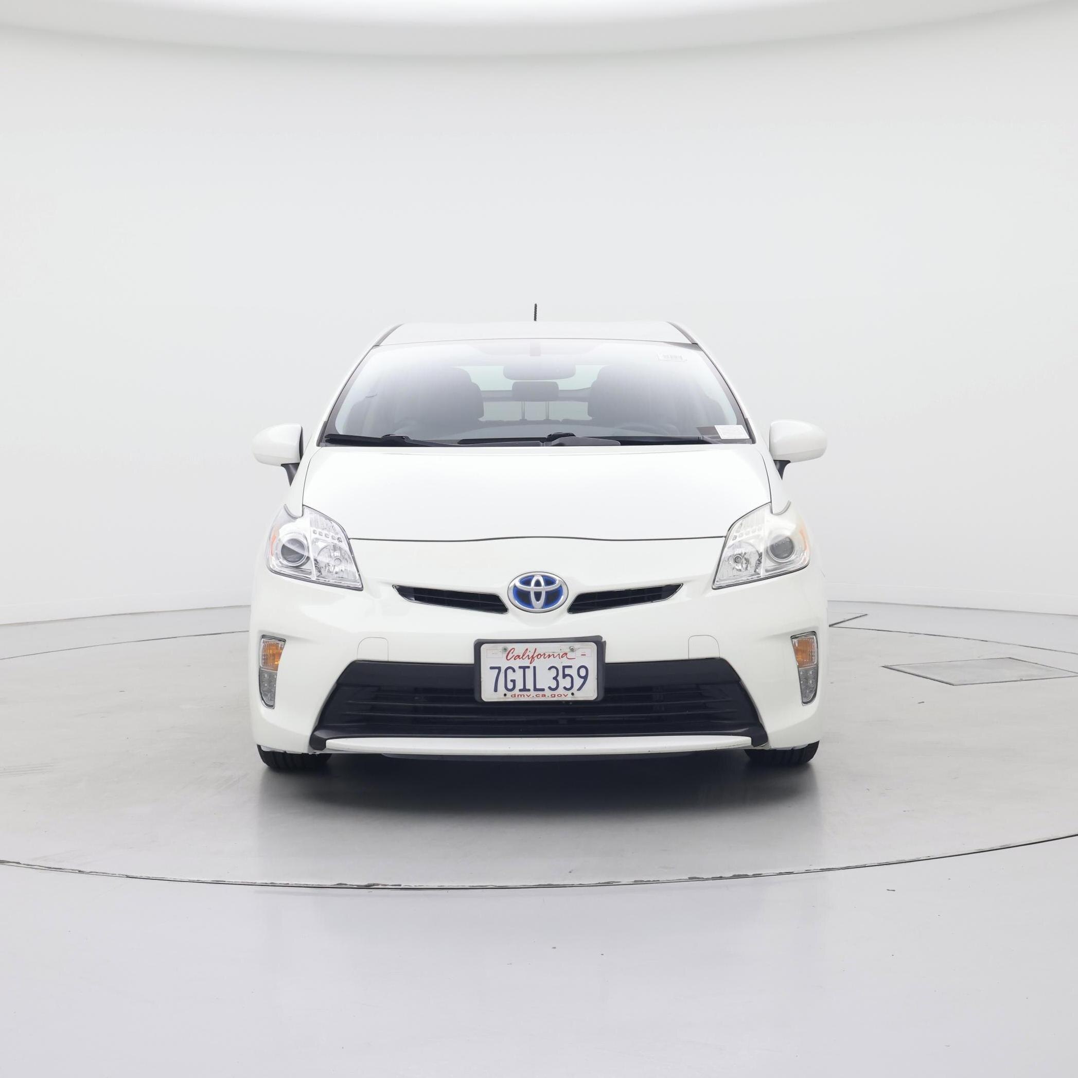 Thumbnail: 2014 Toyota Prius - 5