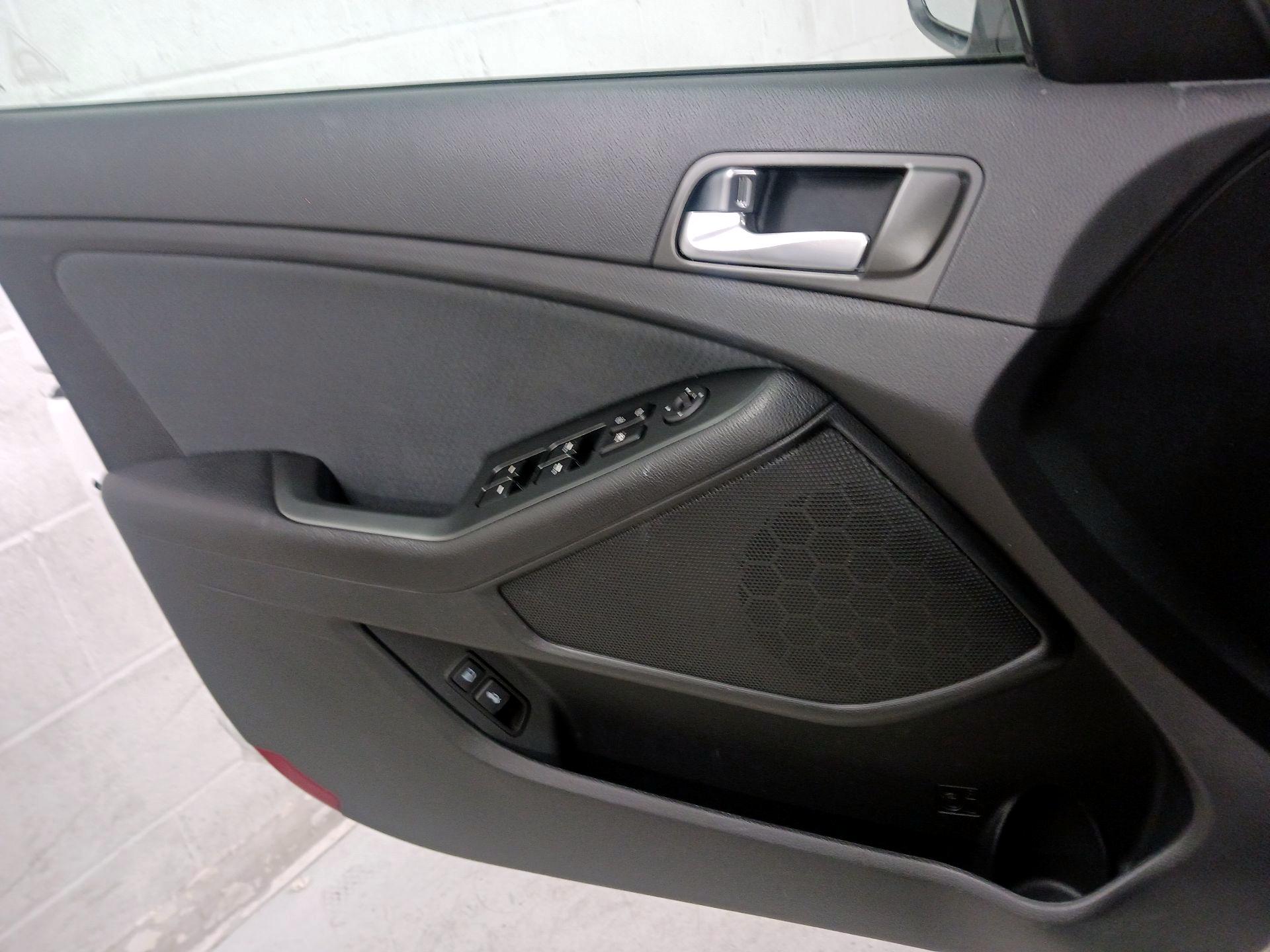 Thumbnail: 2015 Kia Optima - 12