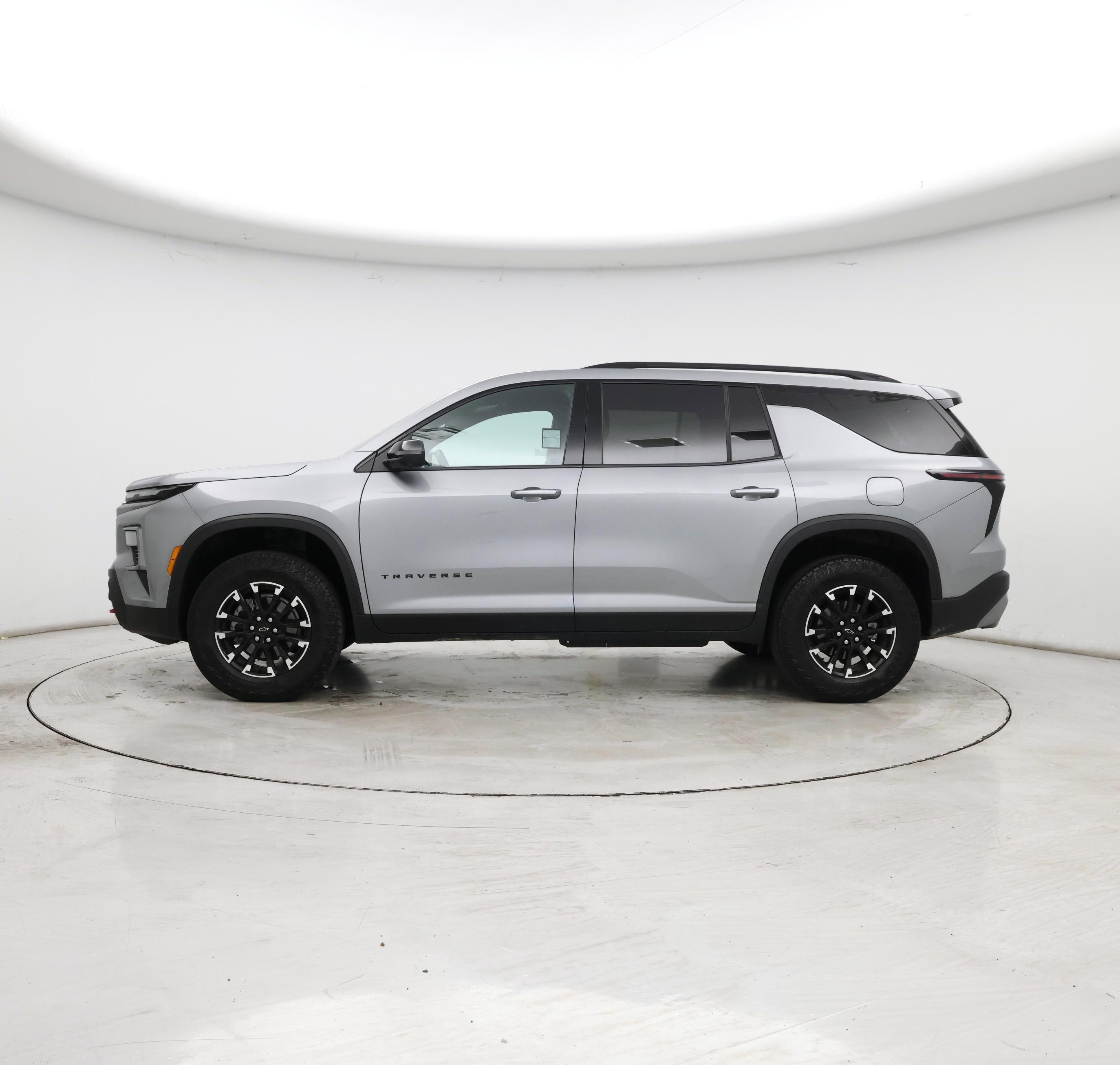 Thumbnail: 2024 Chevrolet Traverse - 3