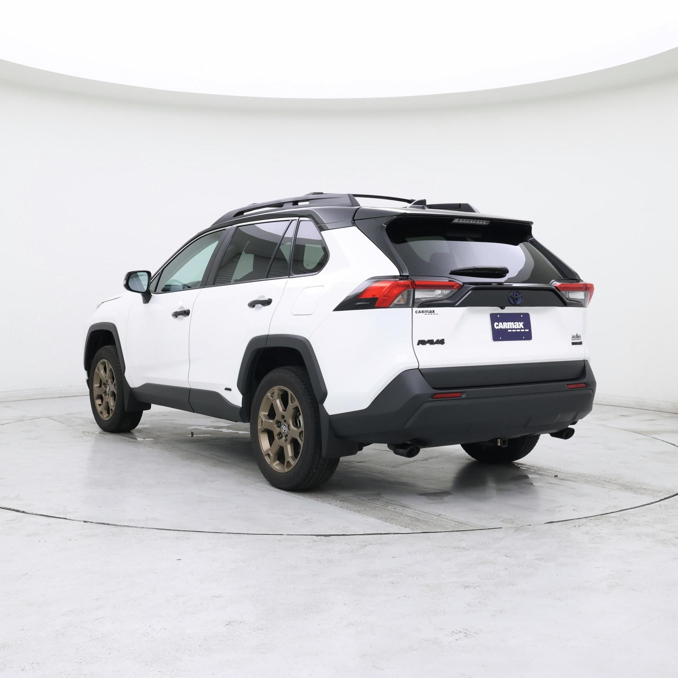 Thumbnail: 2024 Toyota RAV4 - 2