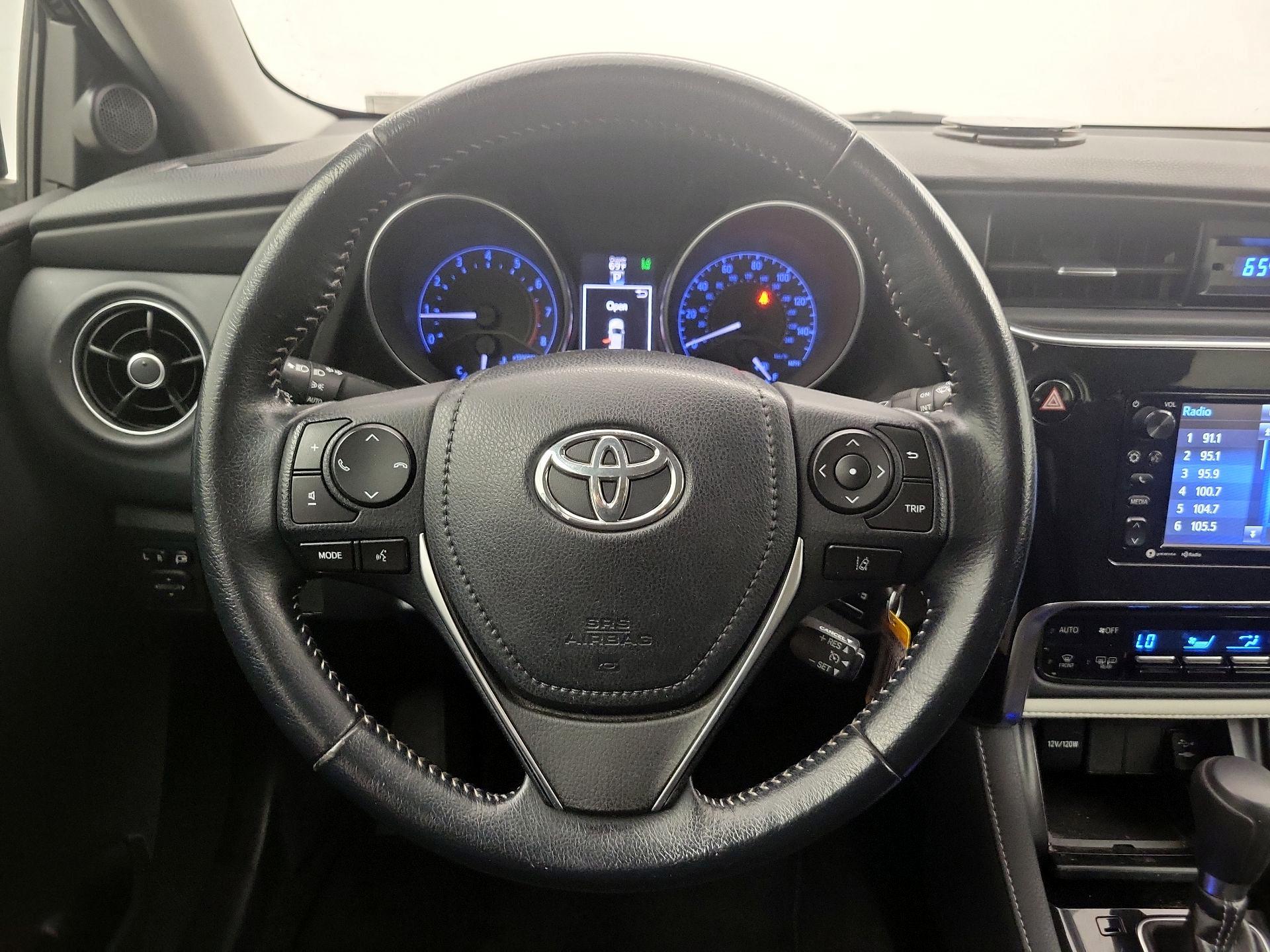 Thumbnail: 2018 Toyota Corolla iM - 10