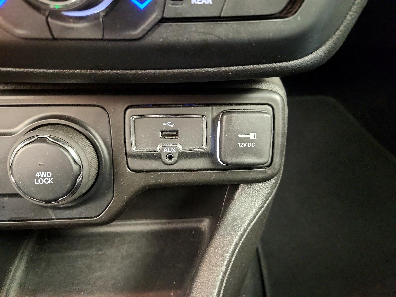 2021 Jeep Renegade Jeepster - Photo 19
