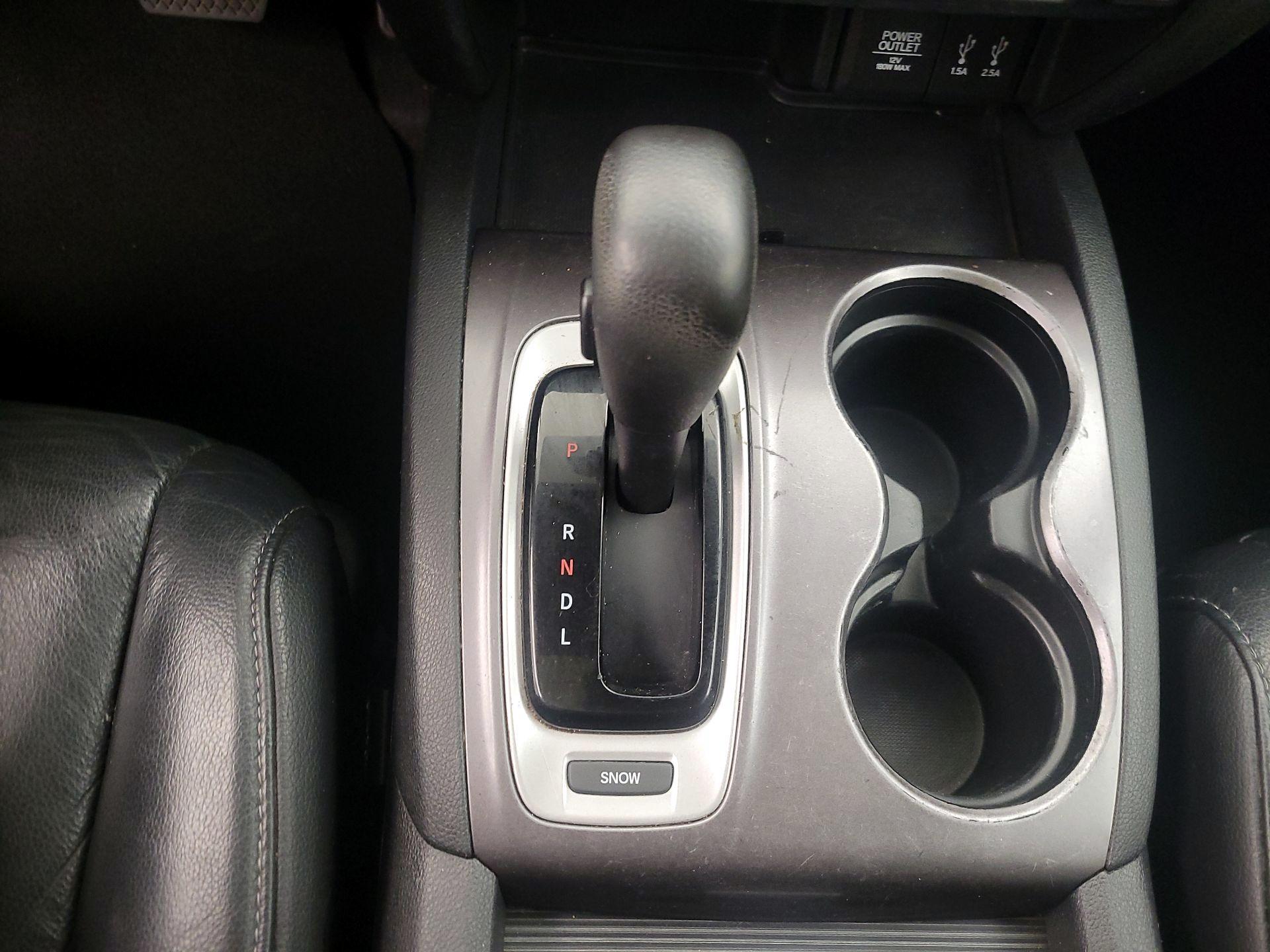 Thumbnail: 2016 Honda Pilot - 18