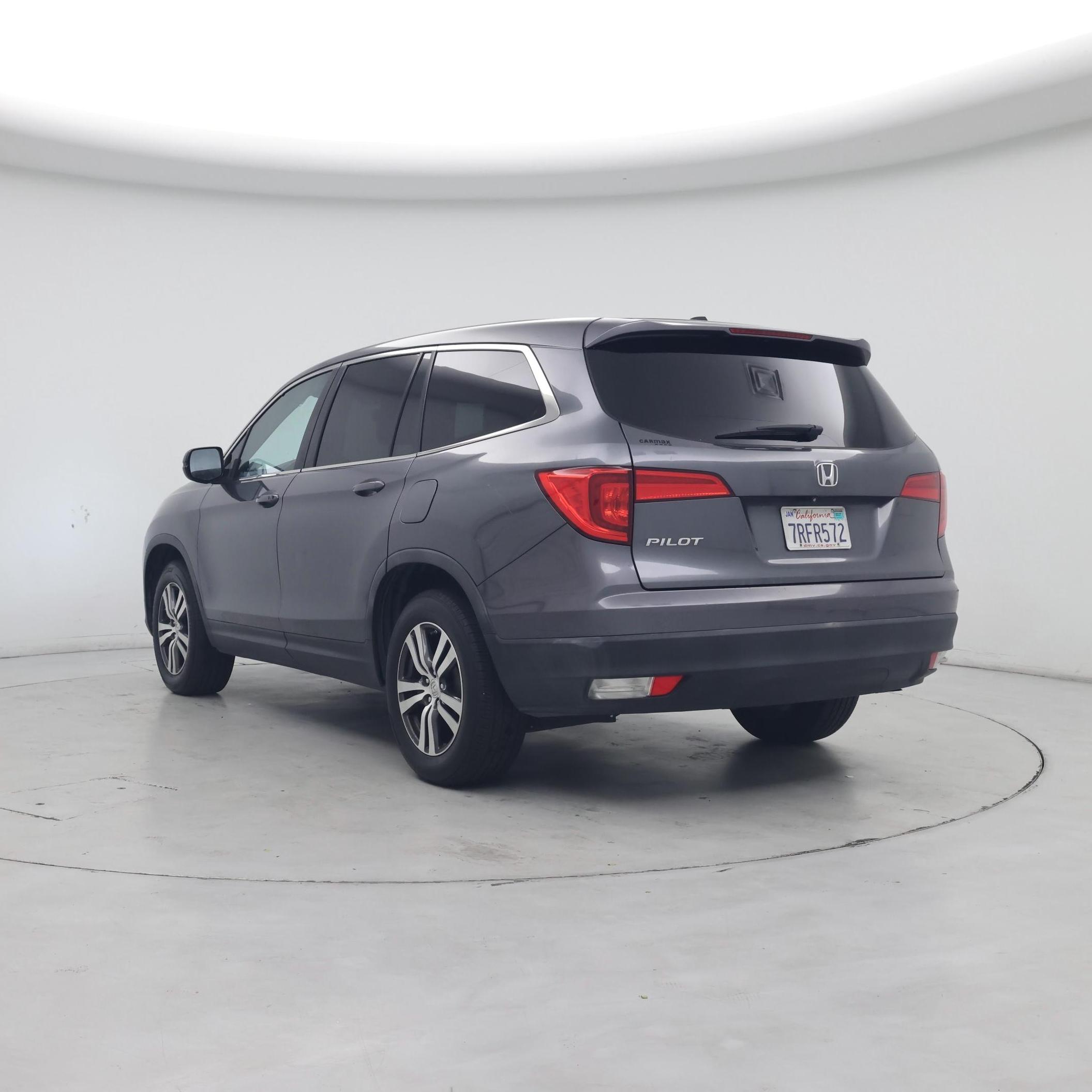 Thumbnail: 2016 Honda Pilot - 2
