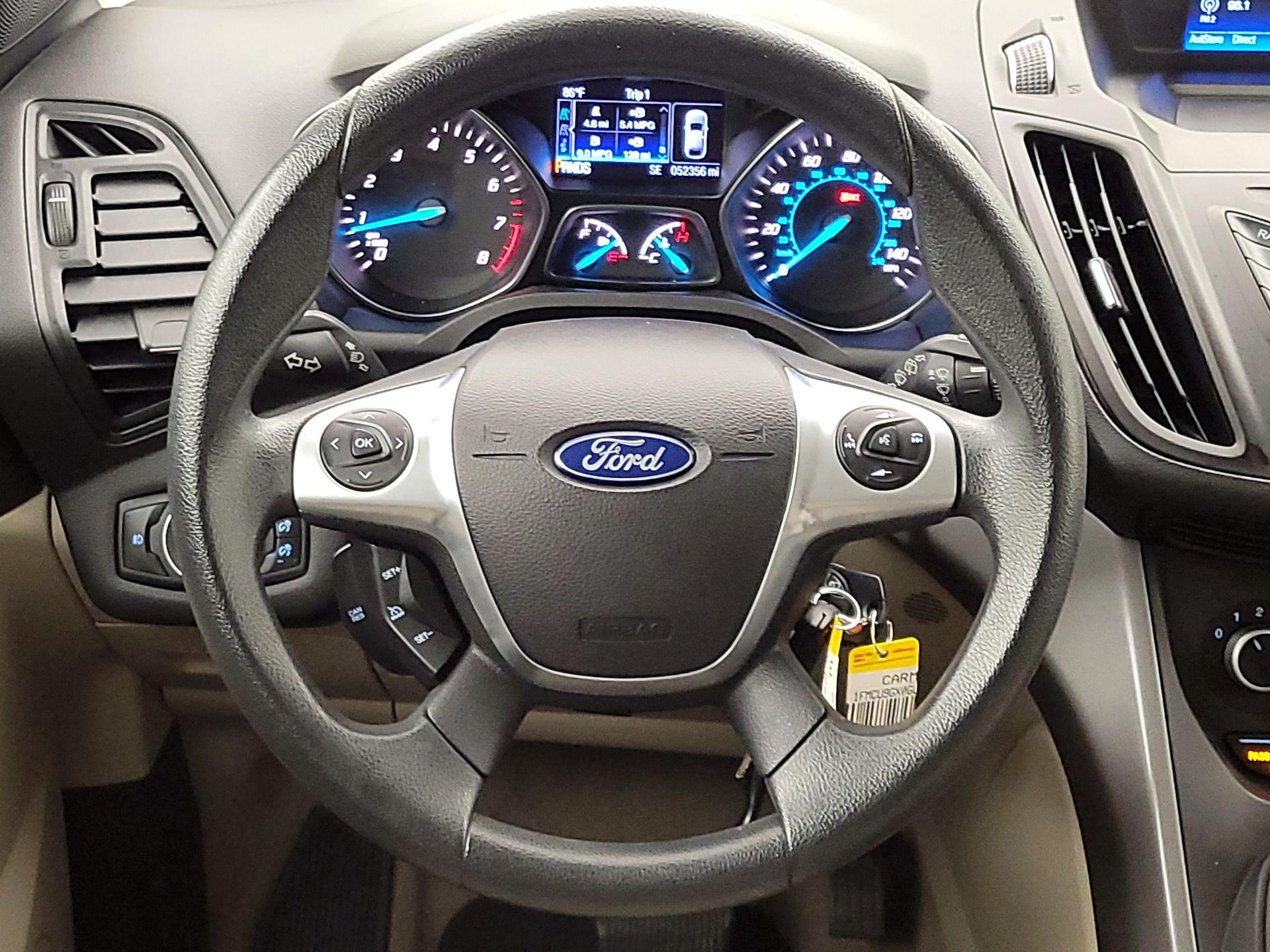 Thumbnail: 2016 Ford Escape - 10