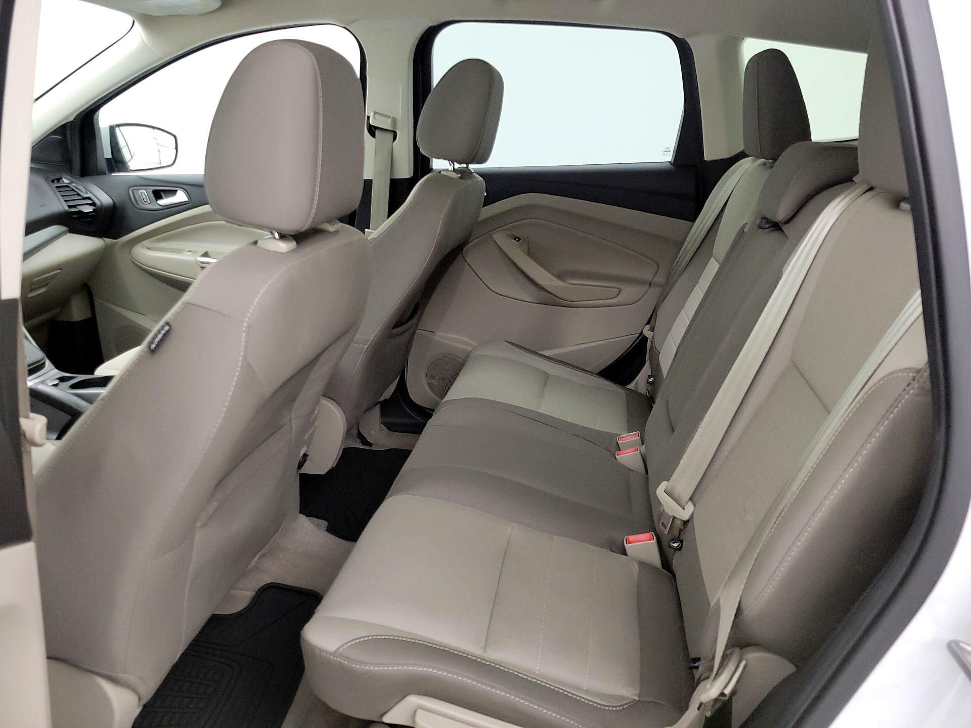 Thumbnail: 2016 Ford Escape - 18