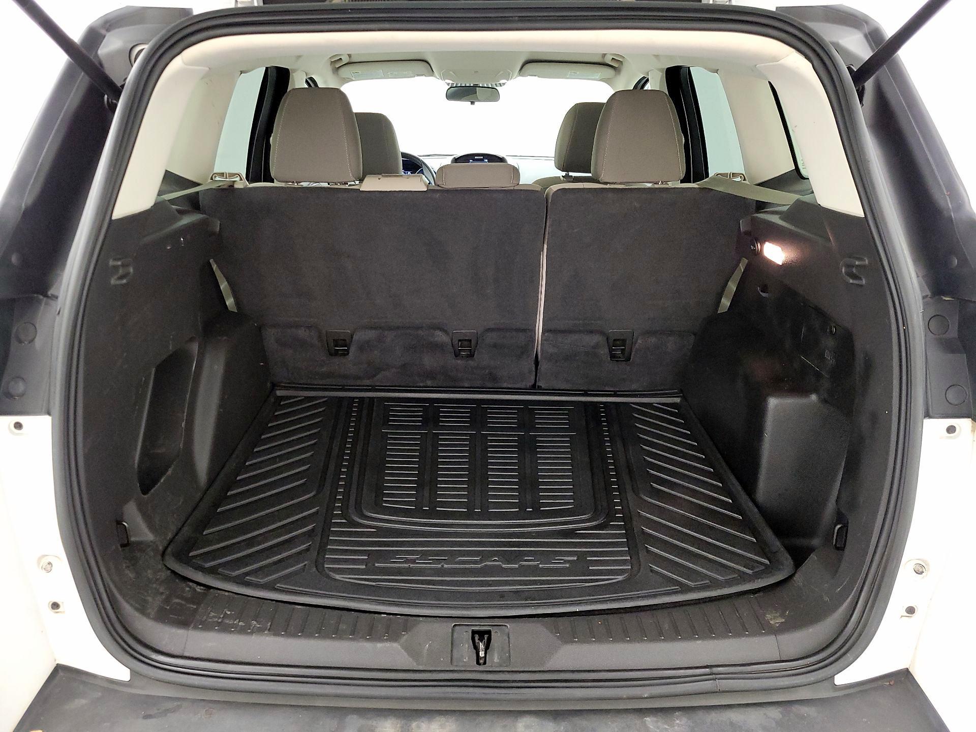 Thumbnail: 2016 Ford Escape - 19