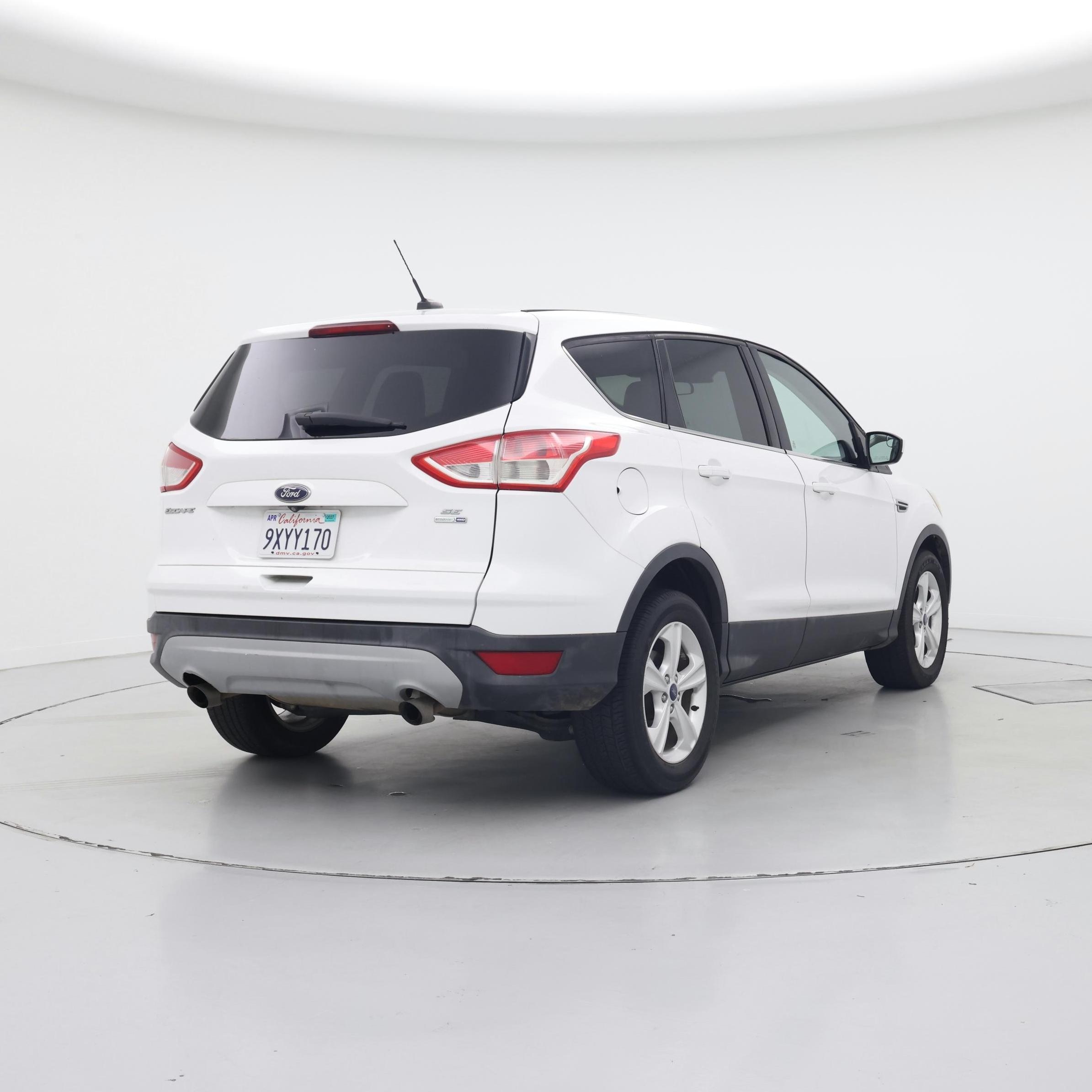 Thumbnail: 2016 Ford Escape - 8